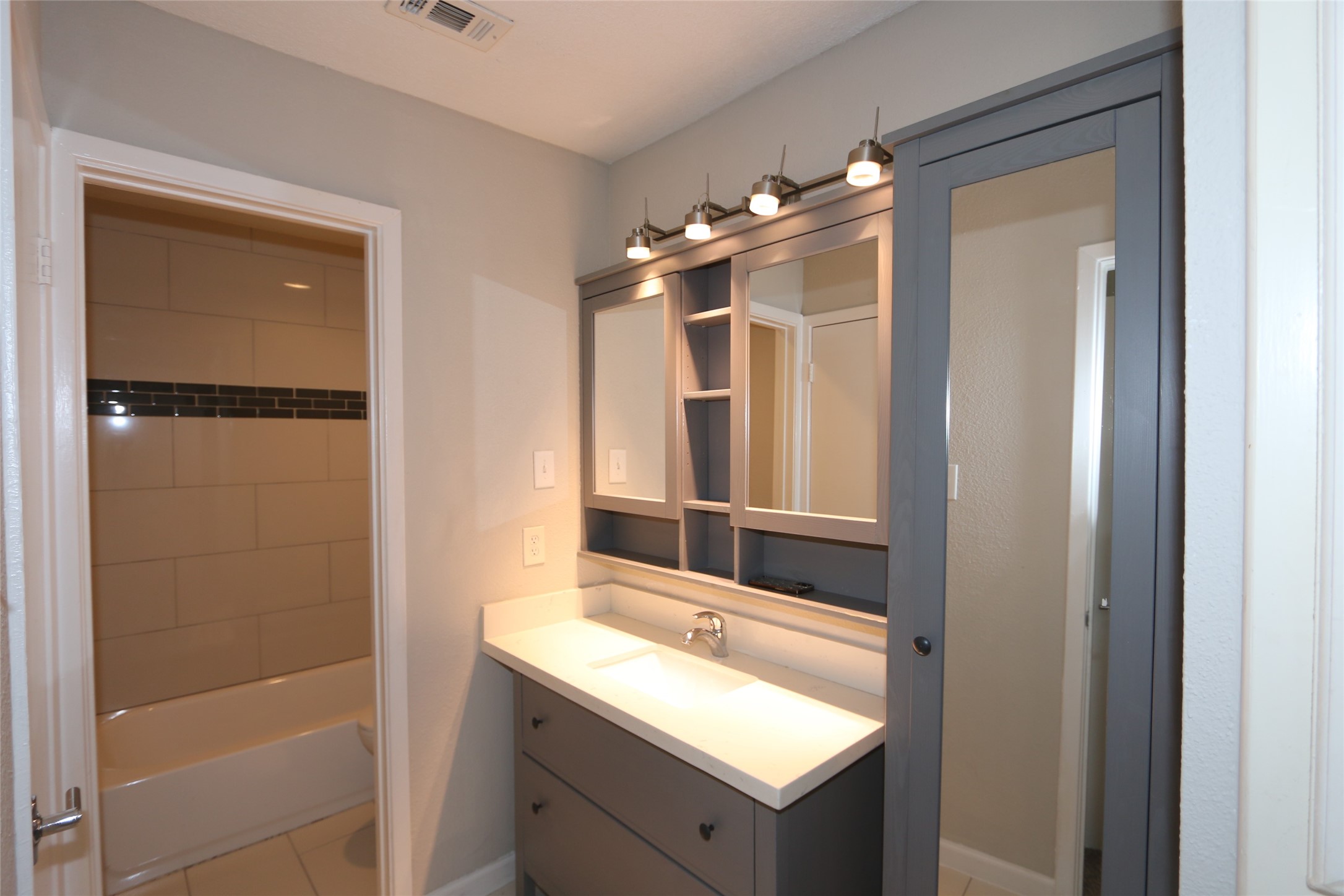 9556 Windswept Lane 9556 Property Photo 11