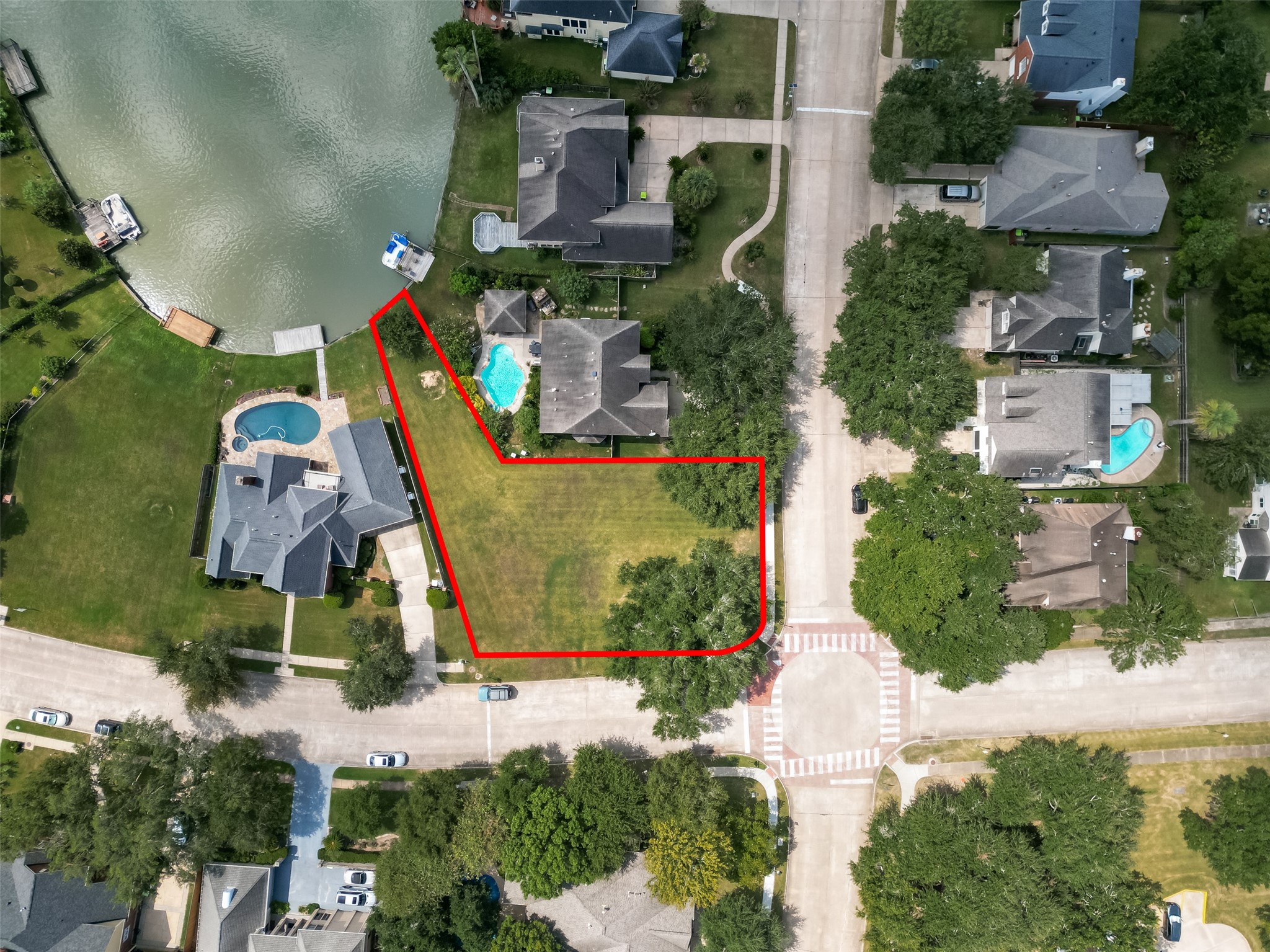 4303 Crow Valley Drive Property Photo 4
