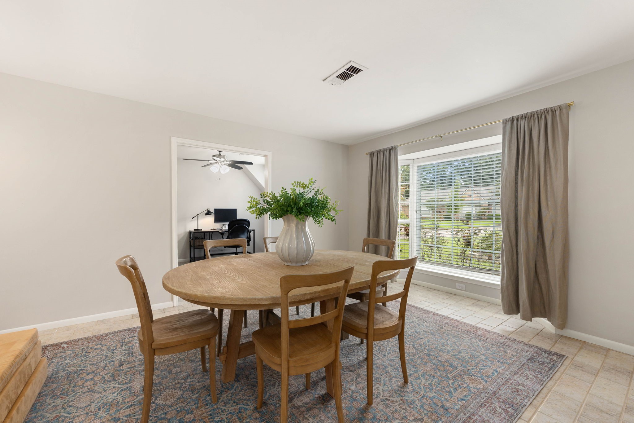 12514 Hazelwood Lane Property Photo 5