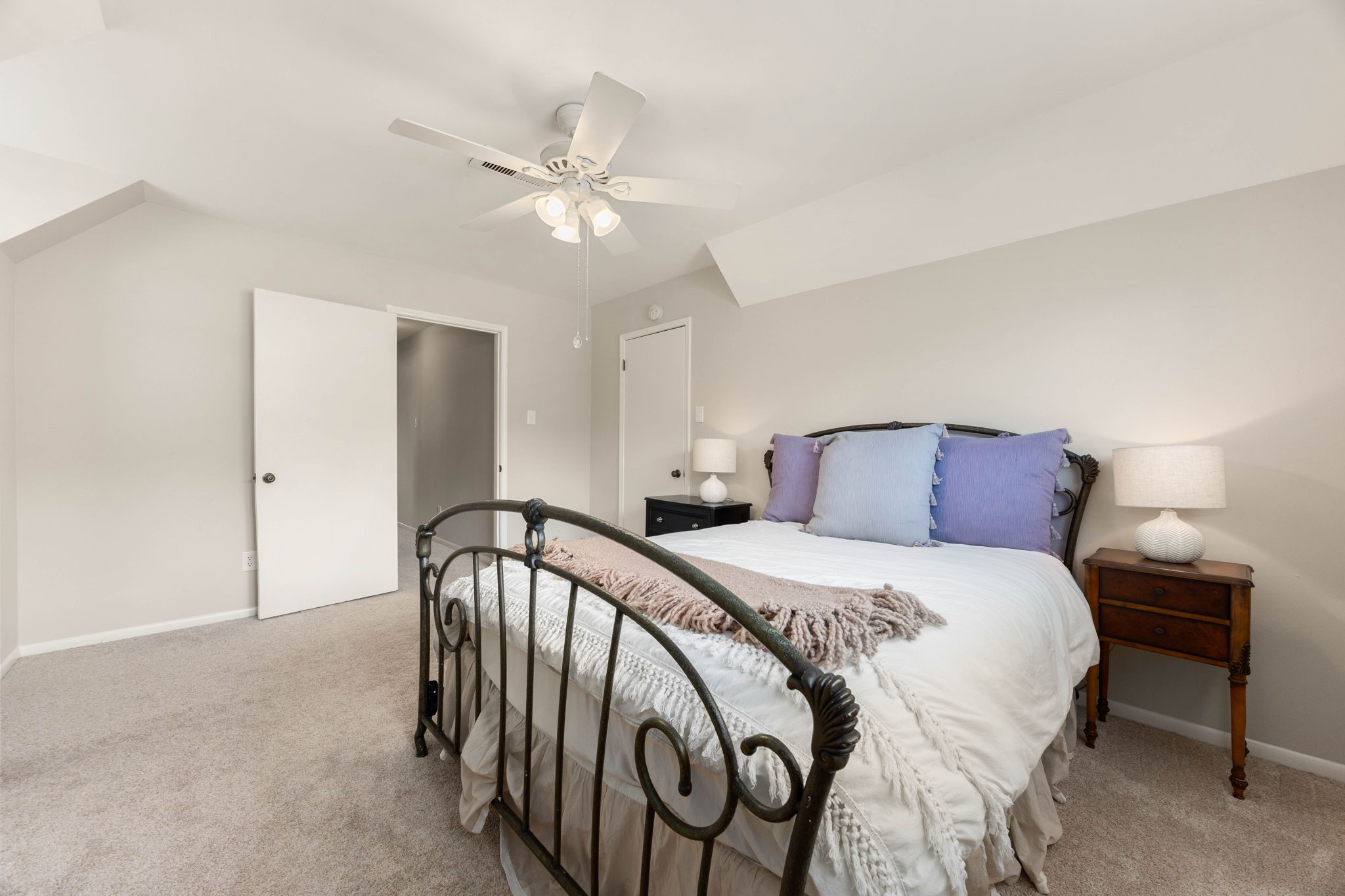 12514 Hazelwood Lane Property Photo 28