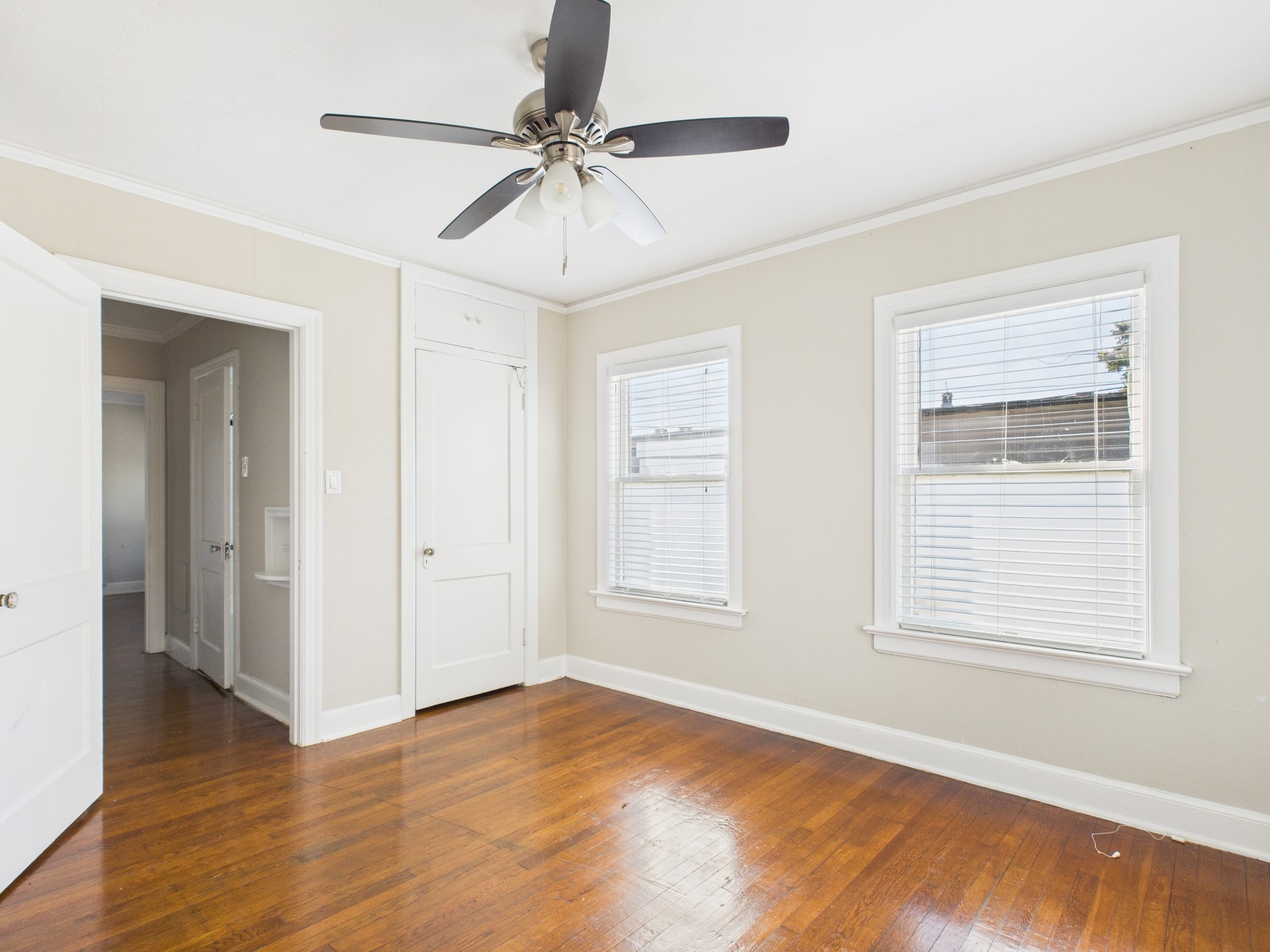 1920 Richmond Avenue 14 Property Photo 9
