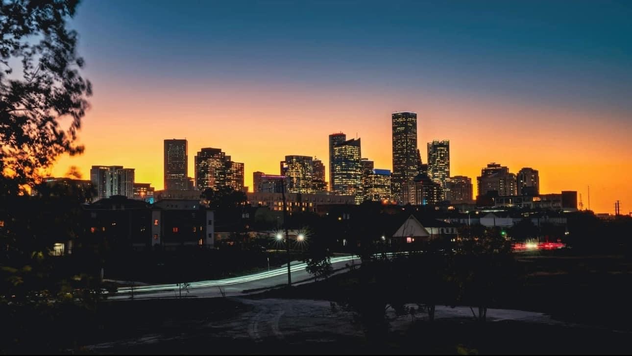 631 N Live Oak Street Property Photo 50