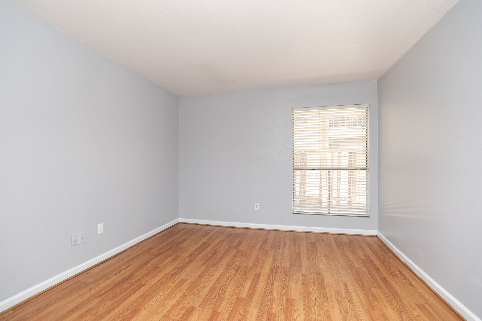 2100 Wilcrest Drive 127 Property Photo 20