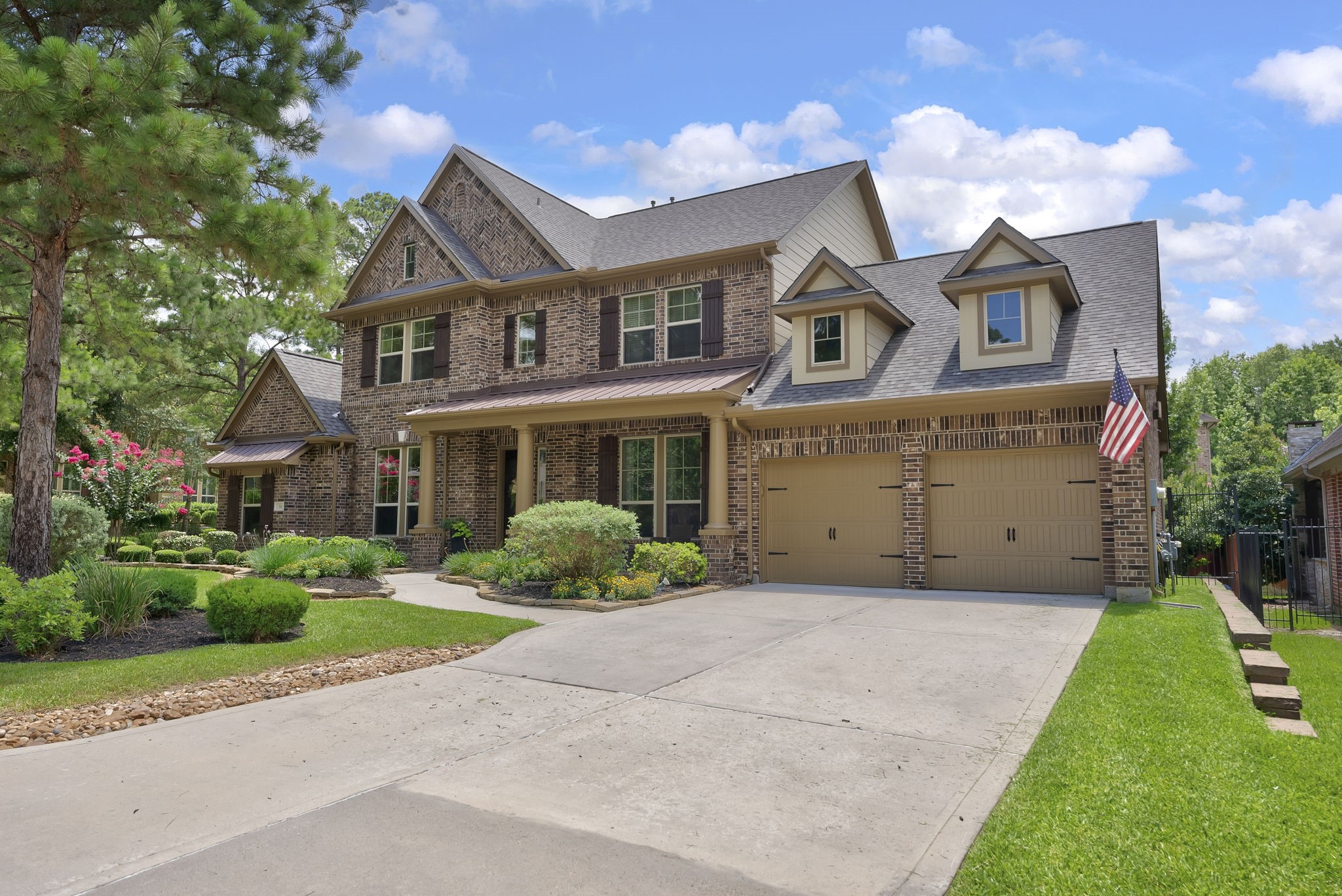 14 Dewlight Place