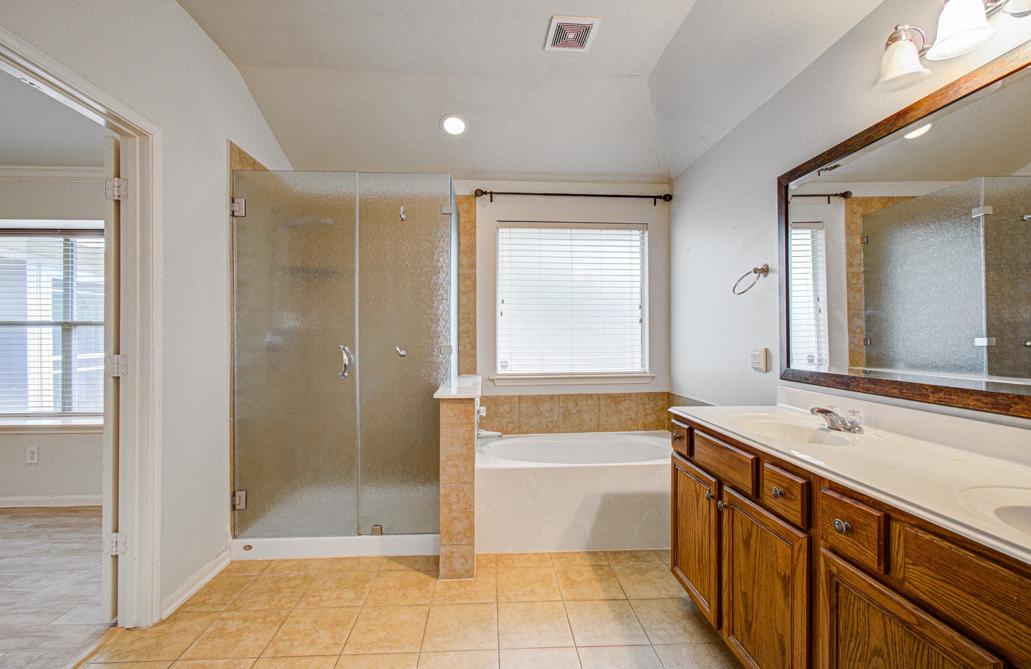 21922 Catoosa Drive Property Photo 33