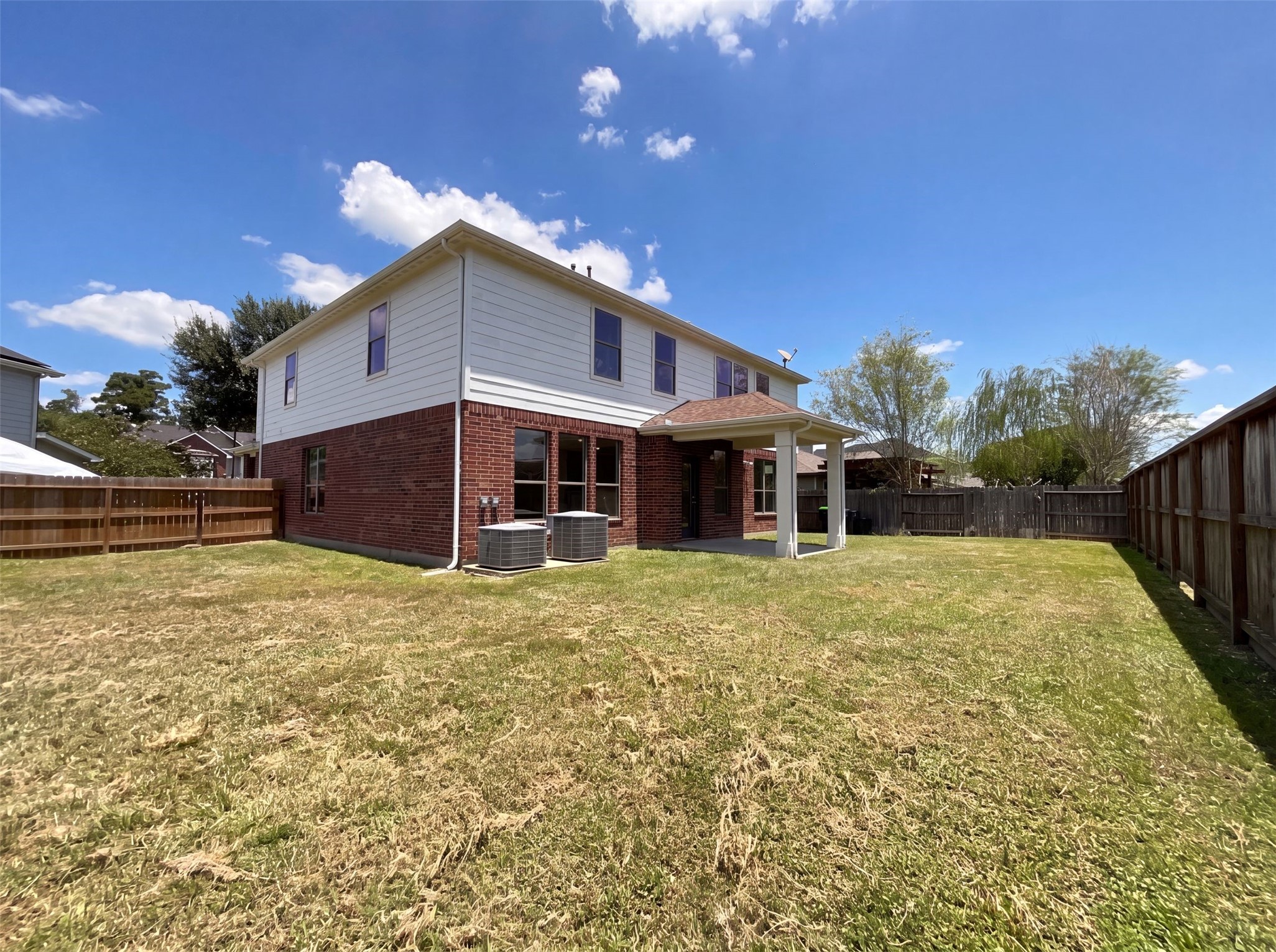 2806 Legends Knoll Drive Property Photo 5