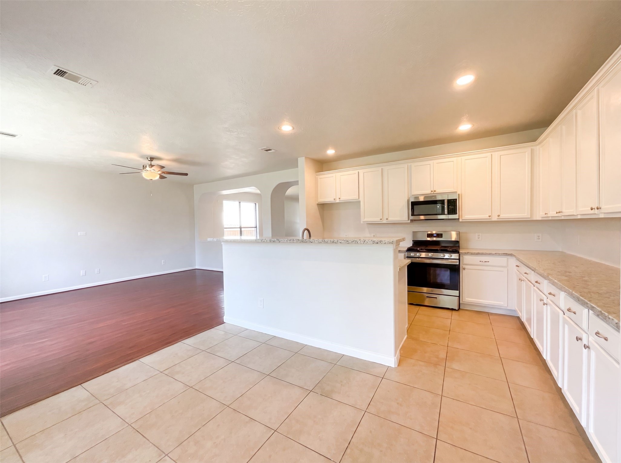 2806 Legends Knoll Drive Property Photo 10