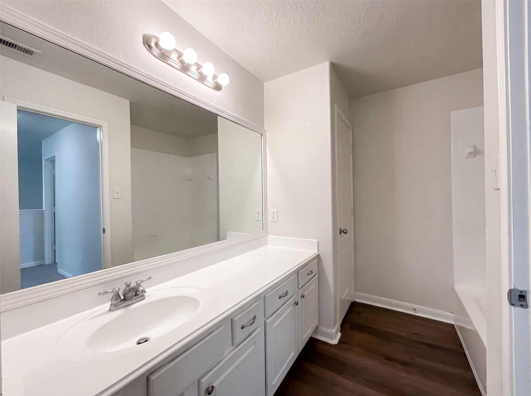 2806 Legends Knoll Drive Property Photo 18