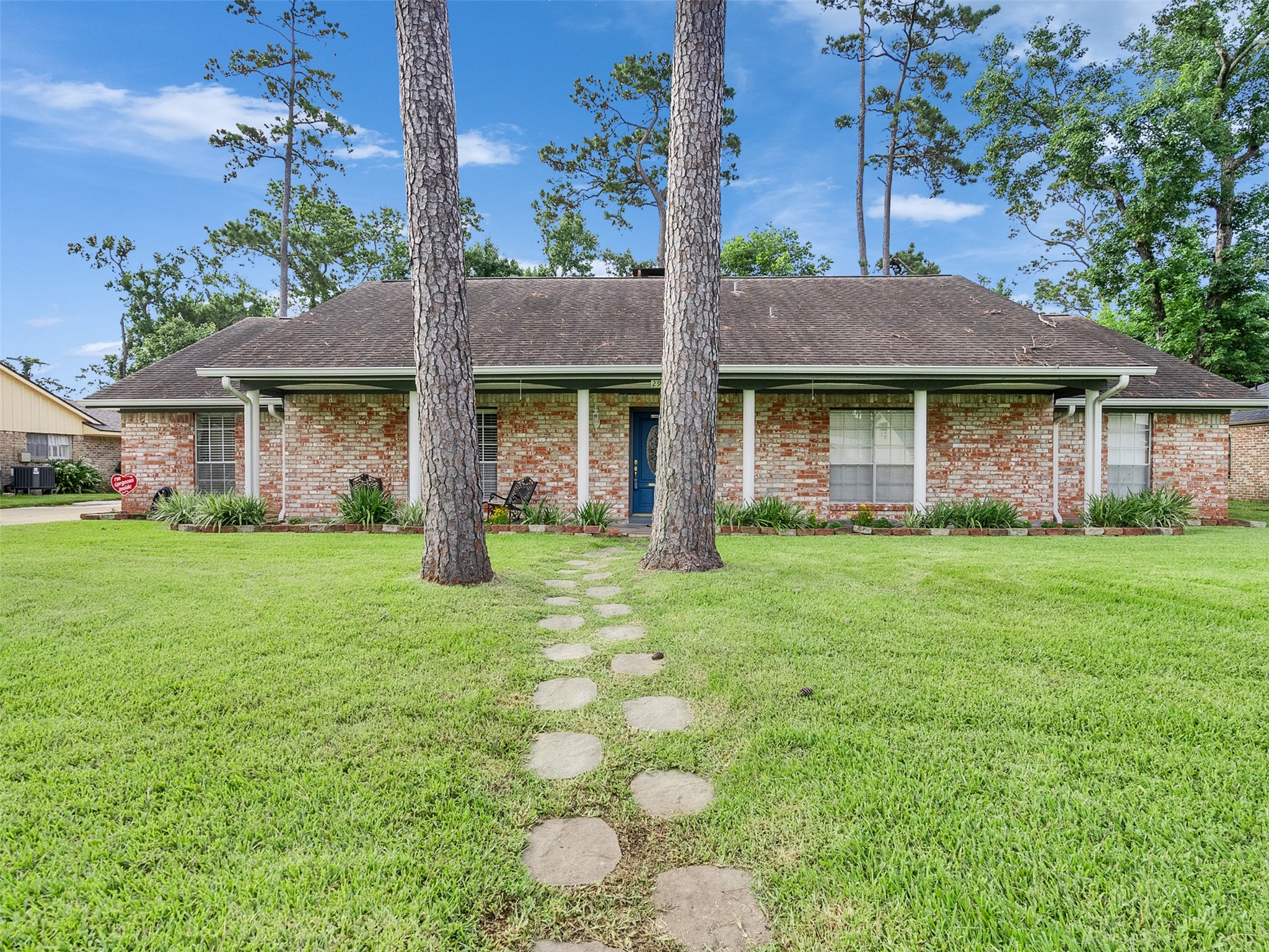 2904 Frostwood Circle Property Photo 1