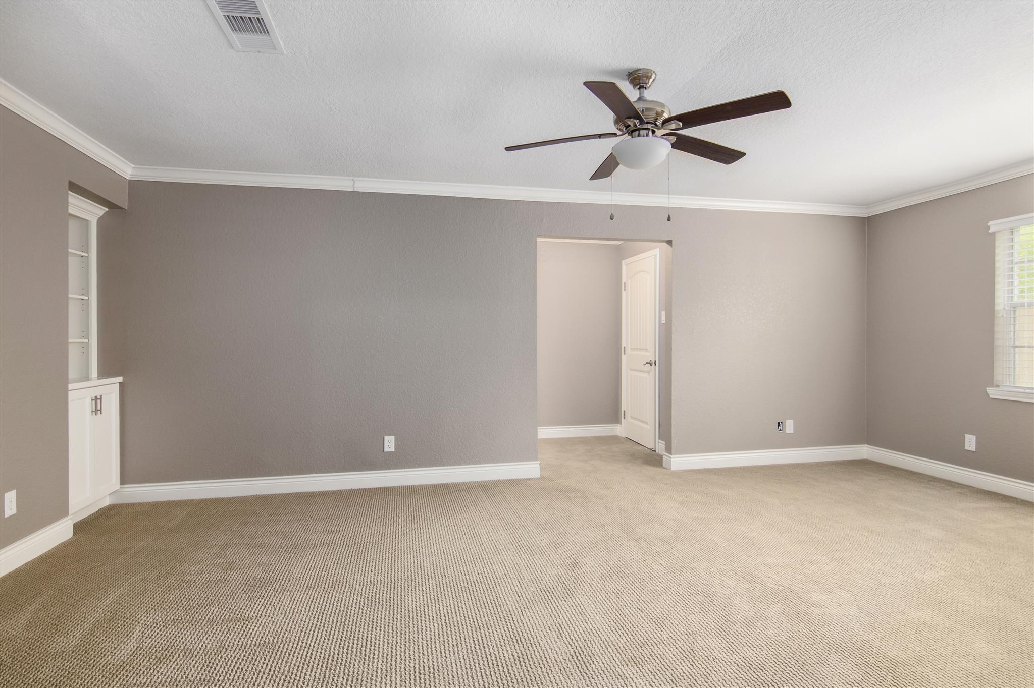 2904 Frostwood Circle Property Photo 21