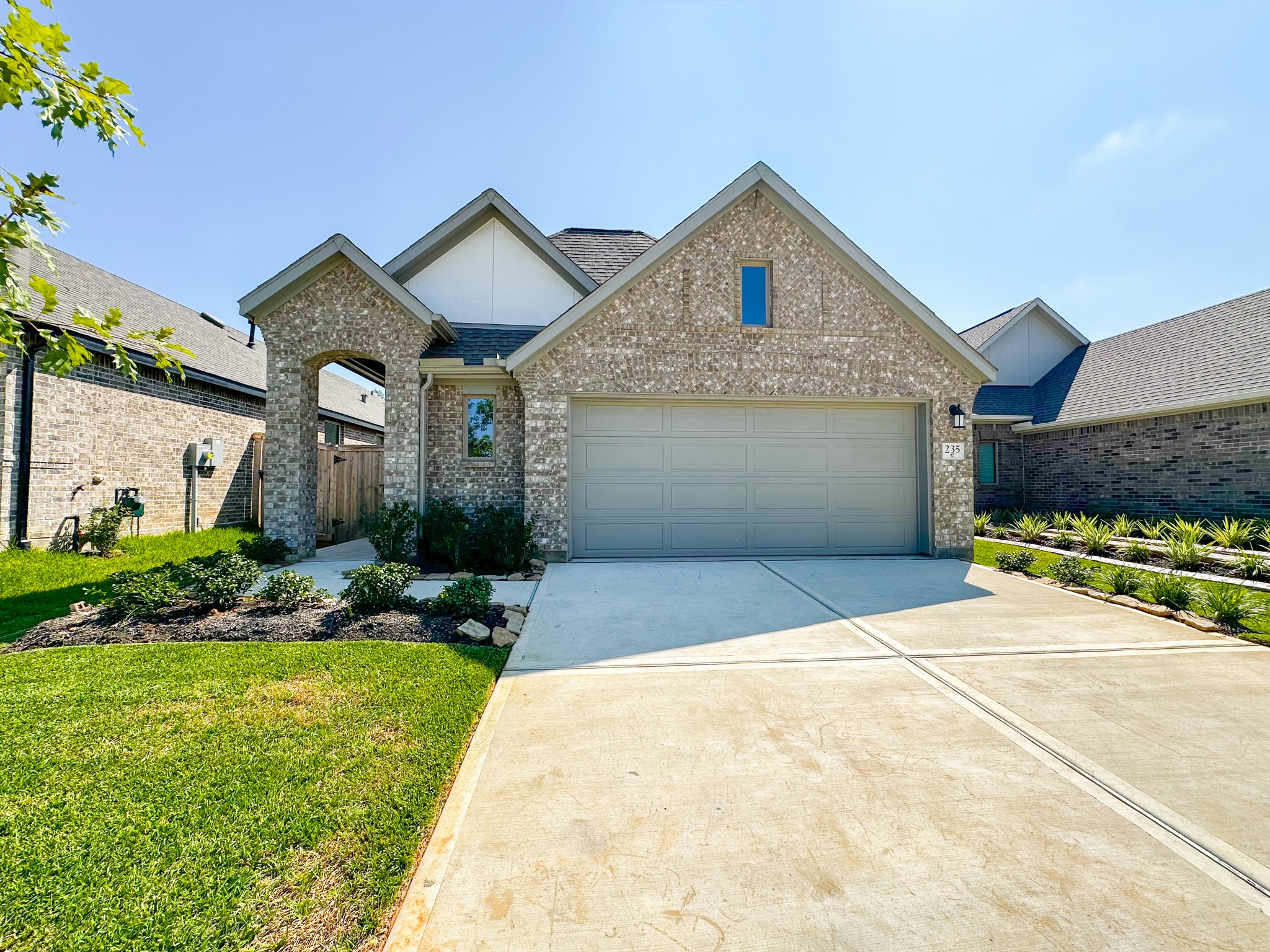 235 Navasota Narrows Way Property Photo 1