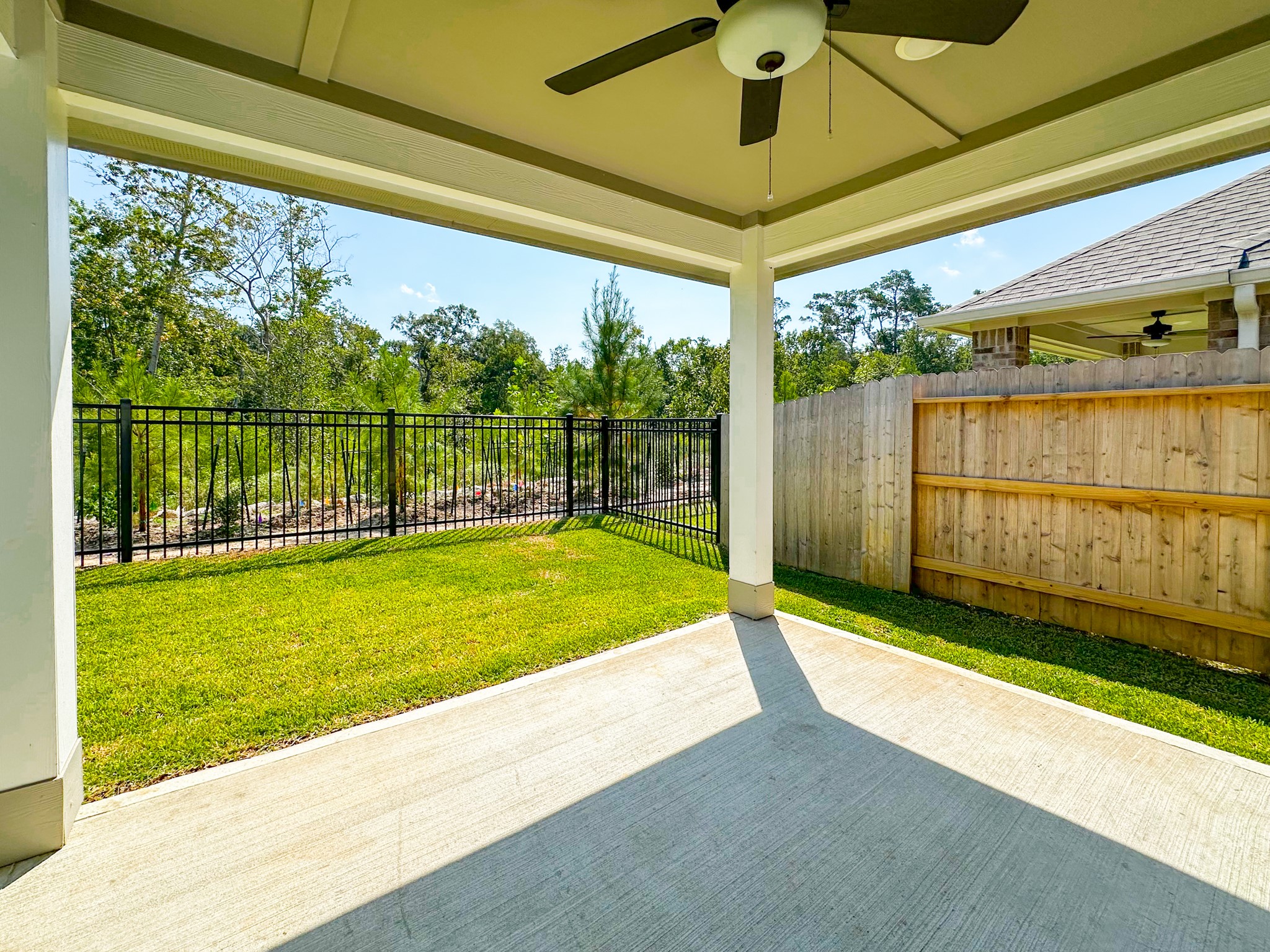 235 Navasota Narrows Way Property Photo 25