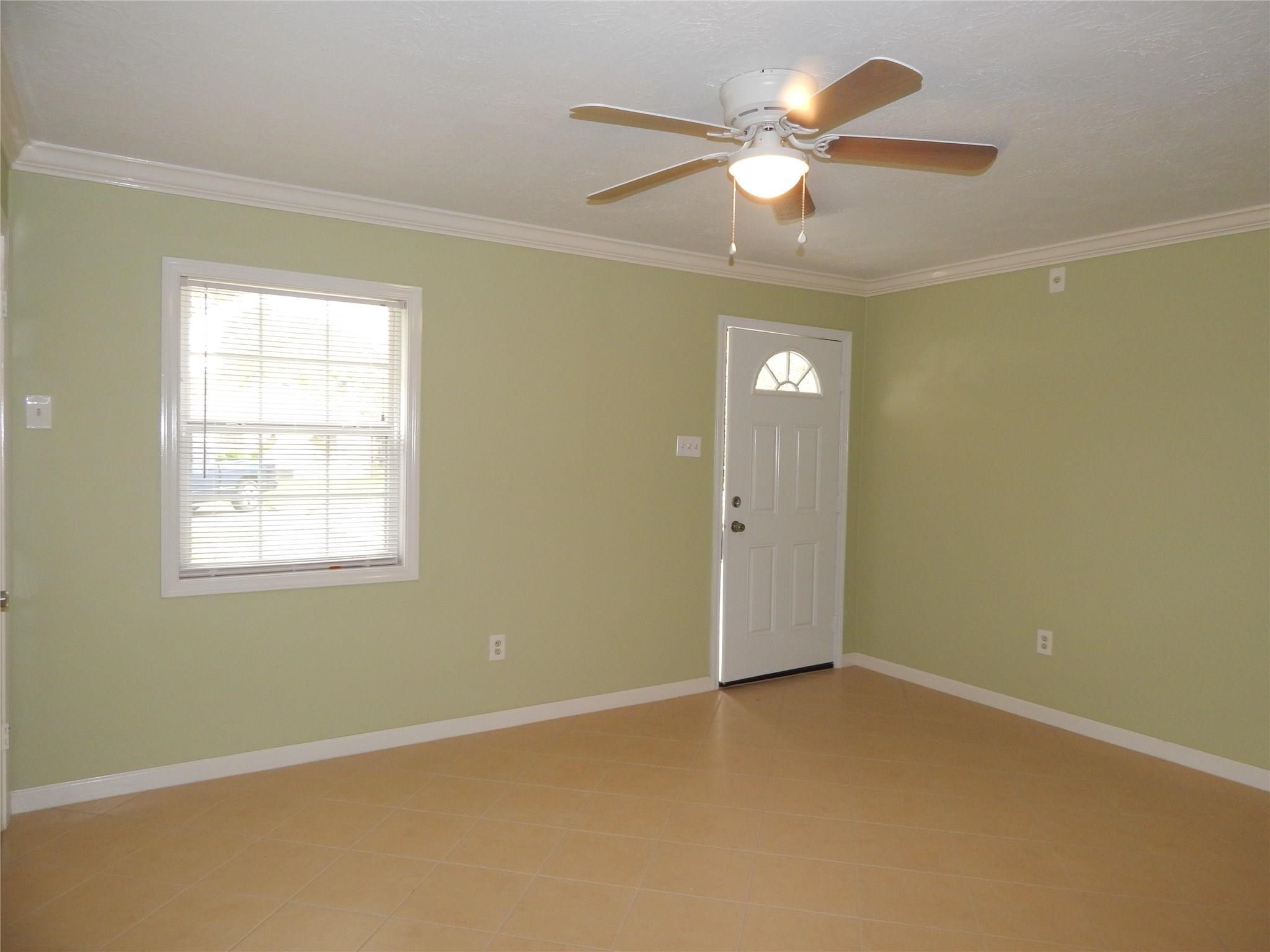 1305 Jennifer Lane Property Photo 2