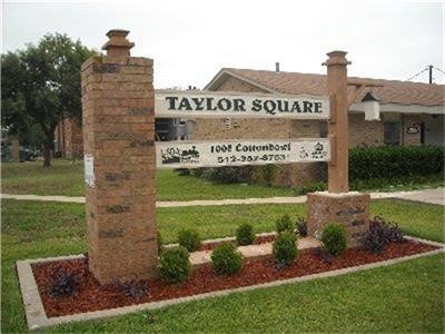 1005 Cottonbowl Property Photo 4