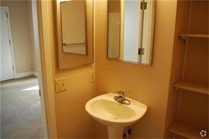1005 Cottonbowl Property Photo 6