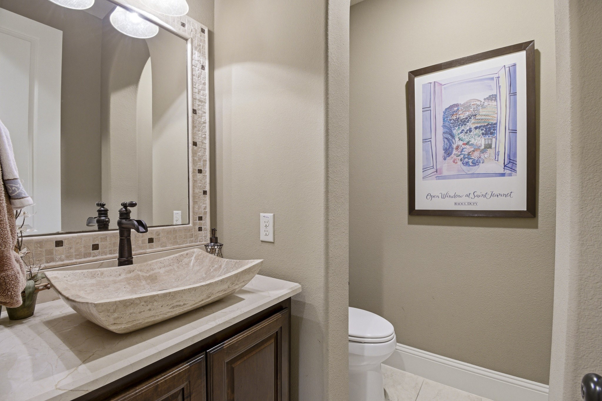 115 Sanibel Crest Place Property Photo 13