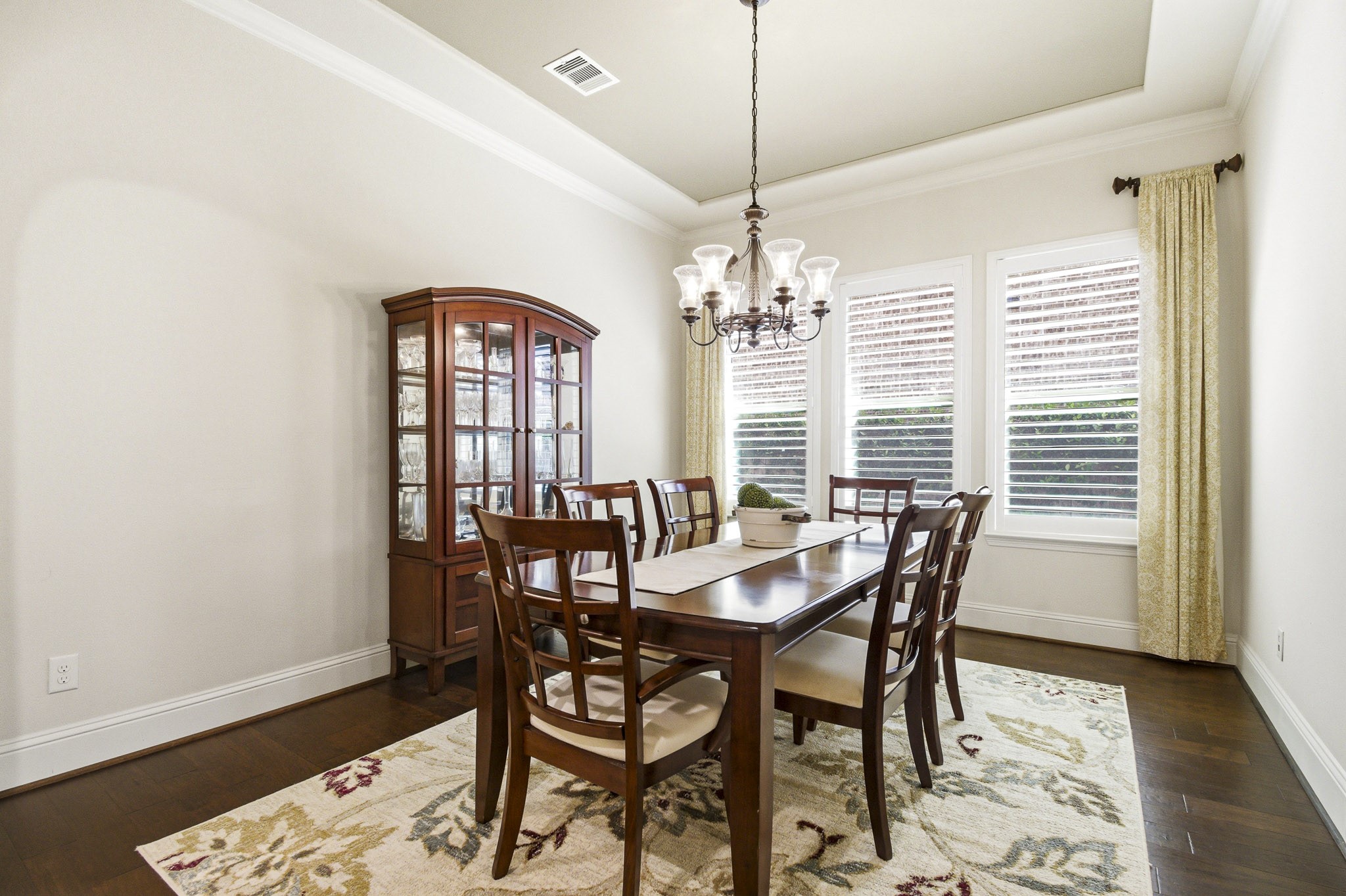 115 Sanibel Crest Place Property Photo 15