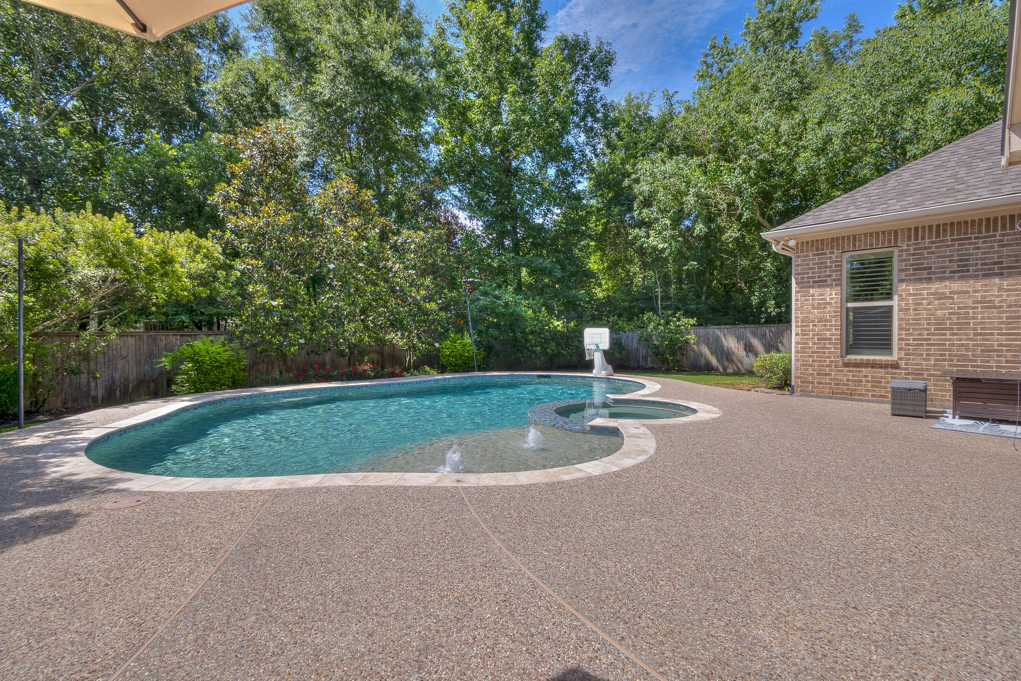 115 Sanibel Crest Place Property Photo 34