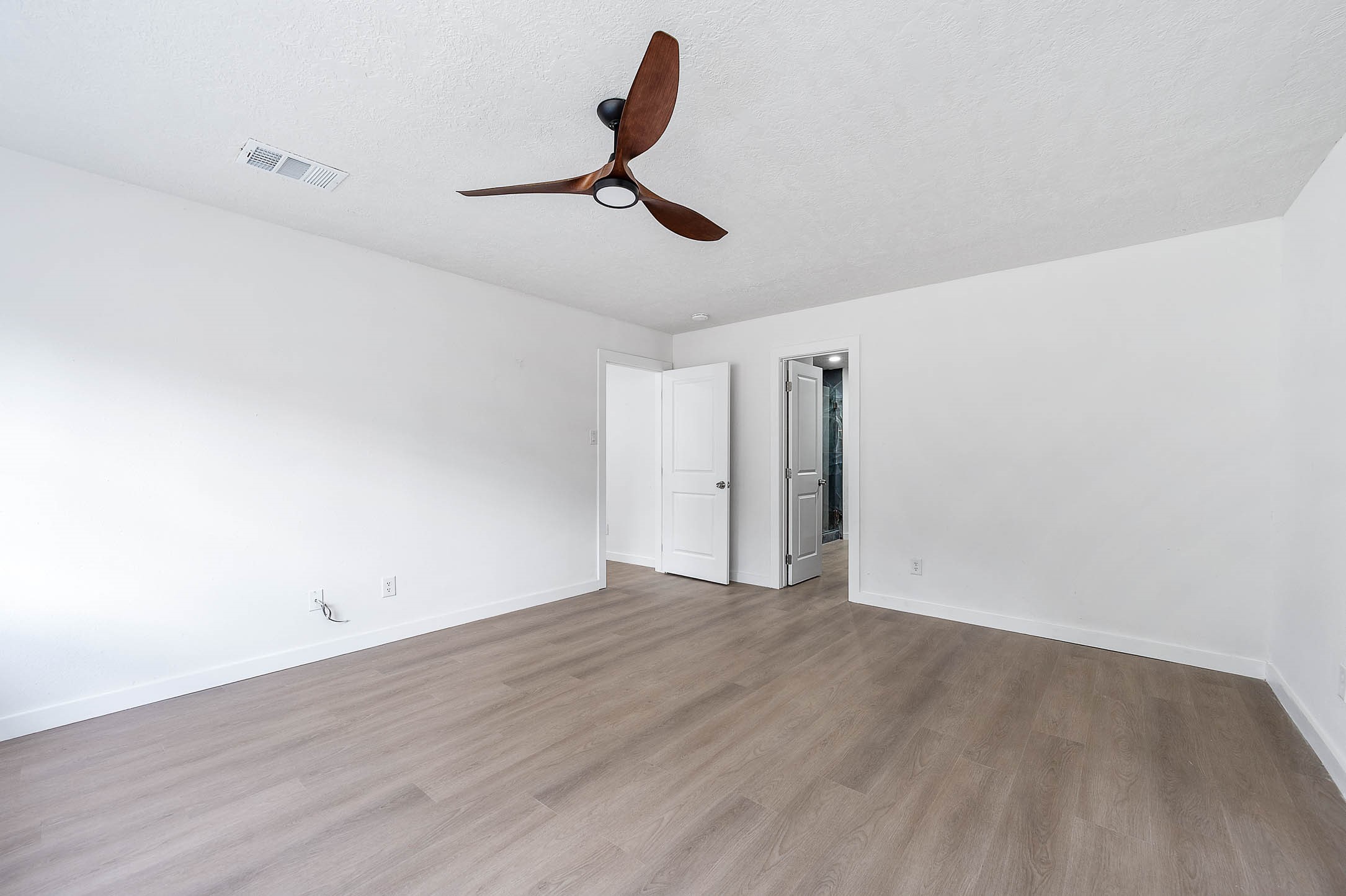 2314 Canyon Meadows Drive Property Photo 18