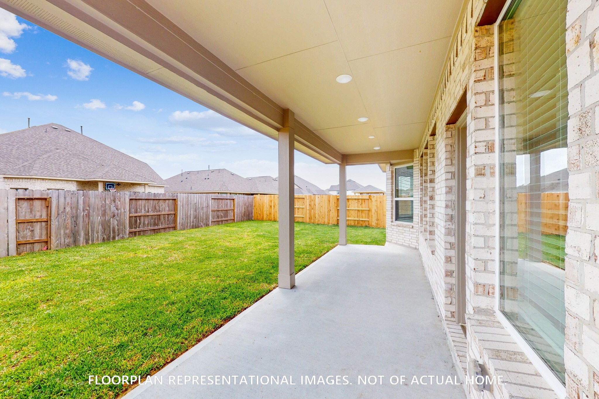 21126 Venetian Glass Lane Property Photo 5