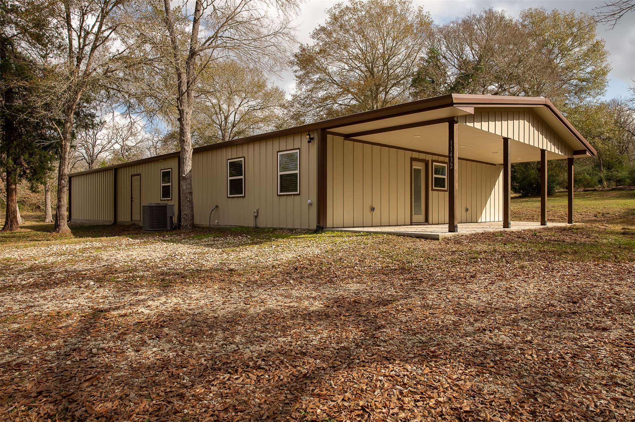 11428 Debbie Lane Property Photo 9