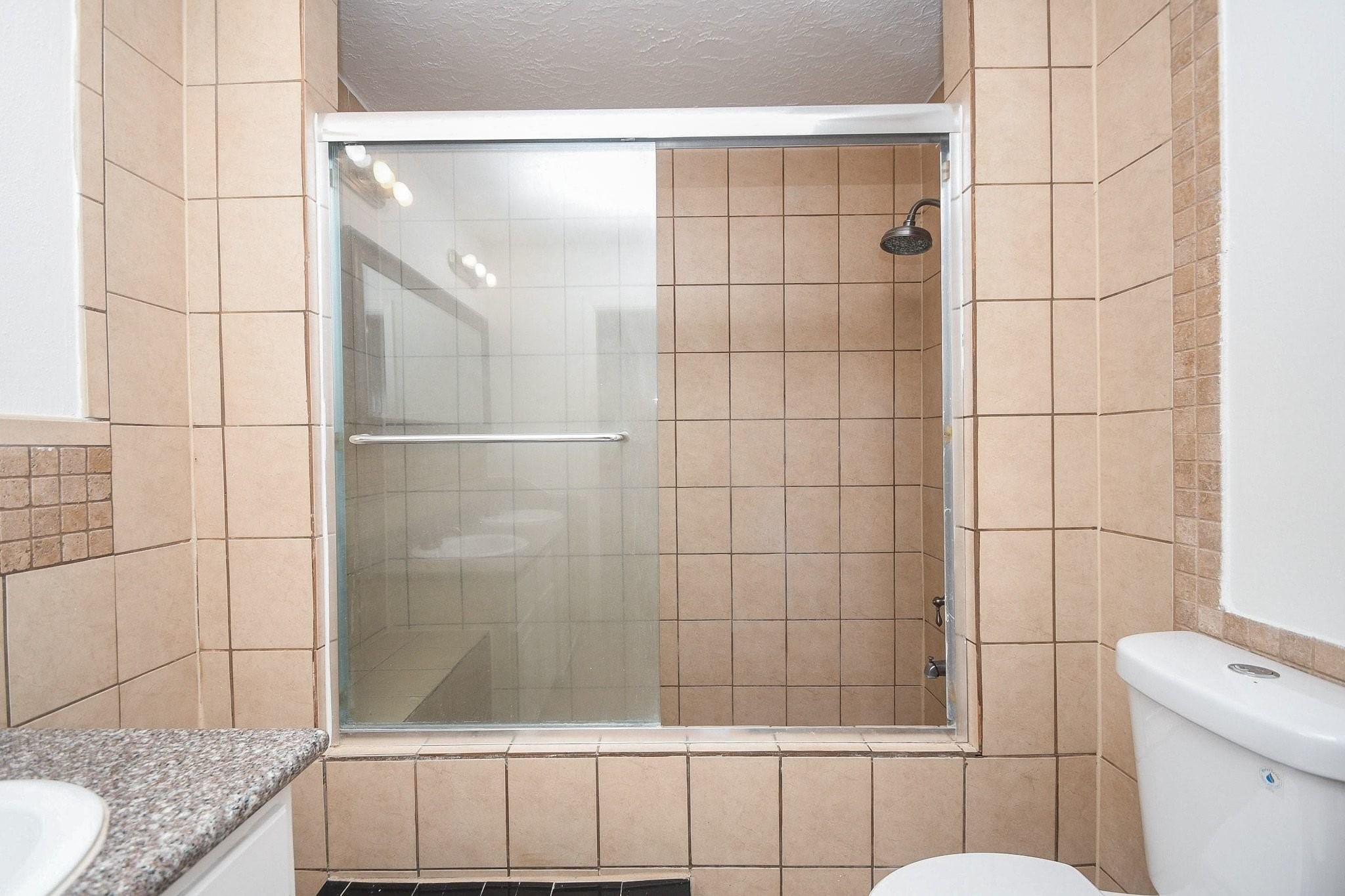 9231 Homeland Drive Property Photo 15