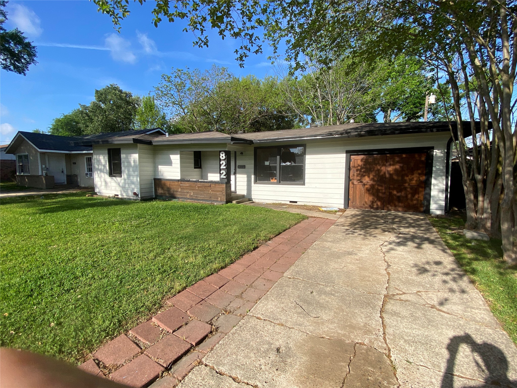 822 Harvard Street Property Photo 1