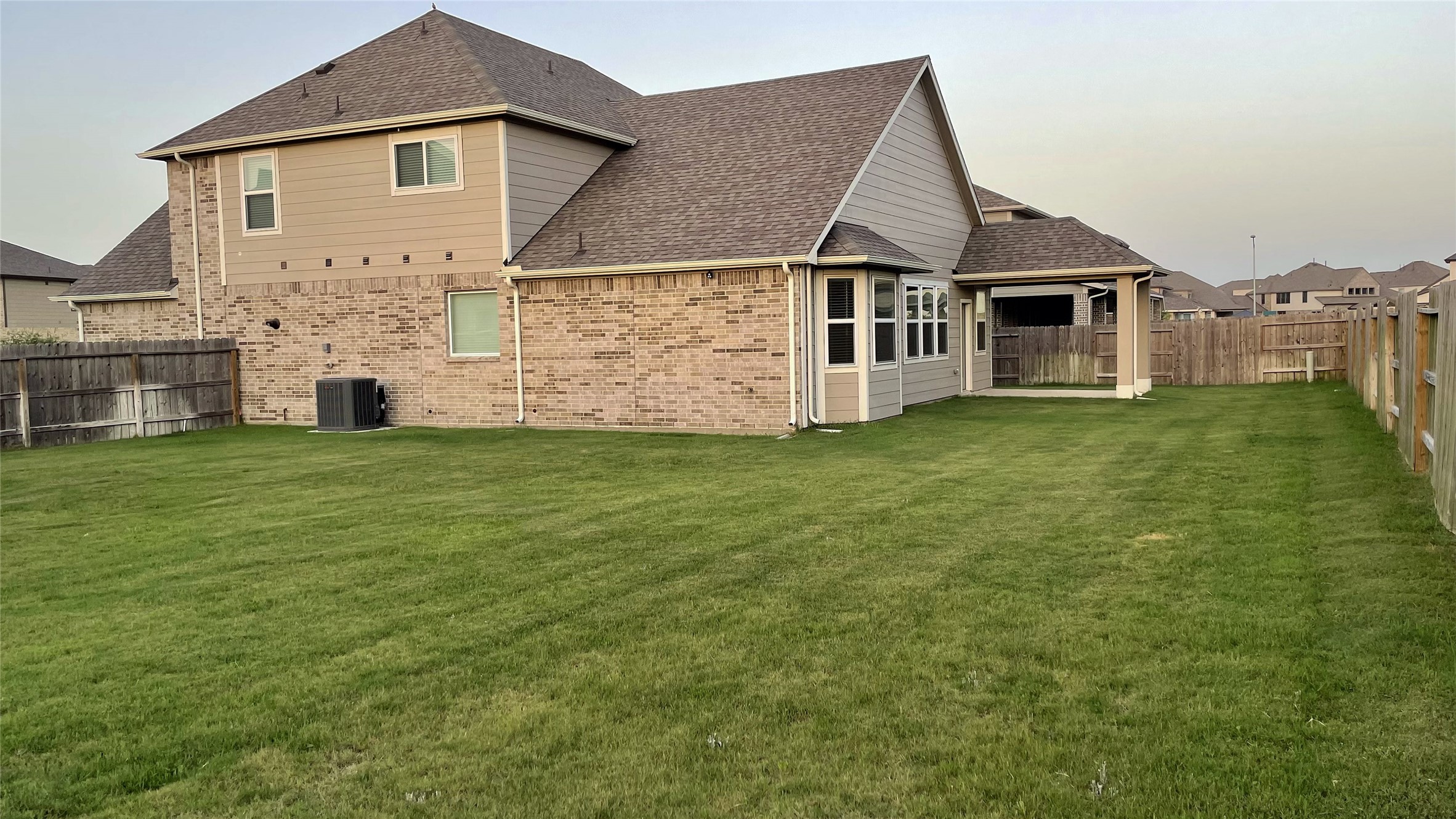5802 Golden Peak Lane Property Photo 23