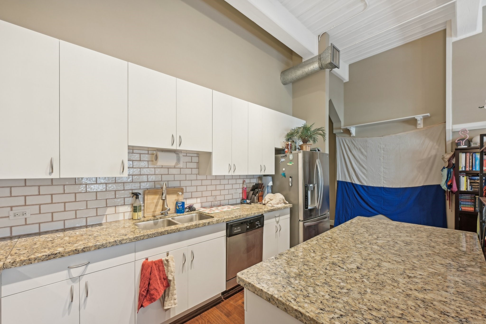 2400 Mechanic Street 103 Property Photo 6