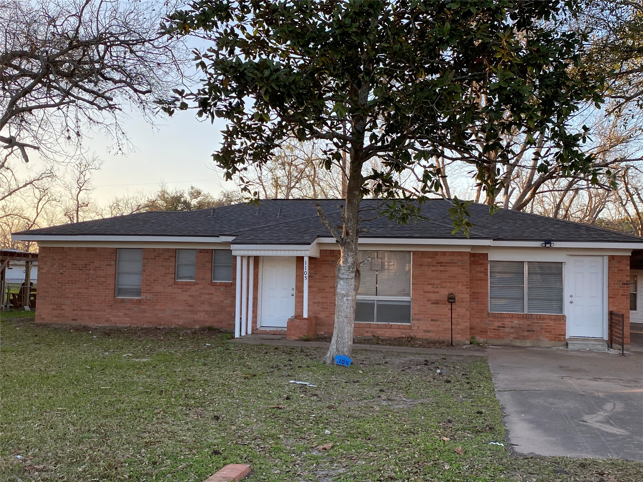 1105 Alice Street Property Photo 1