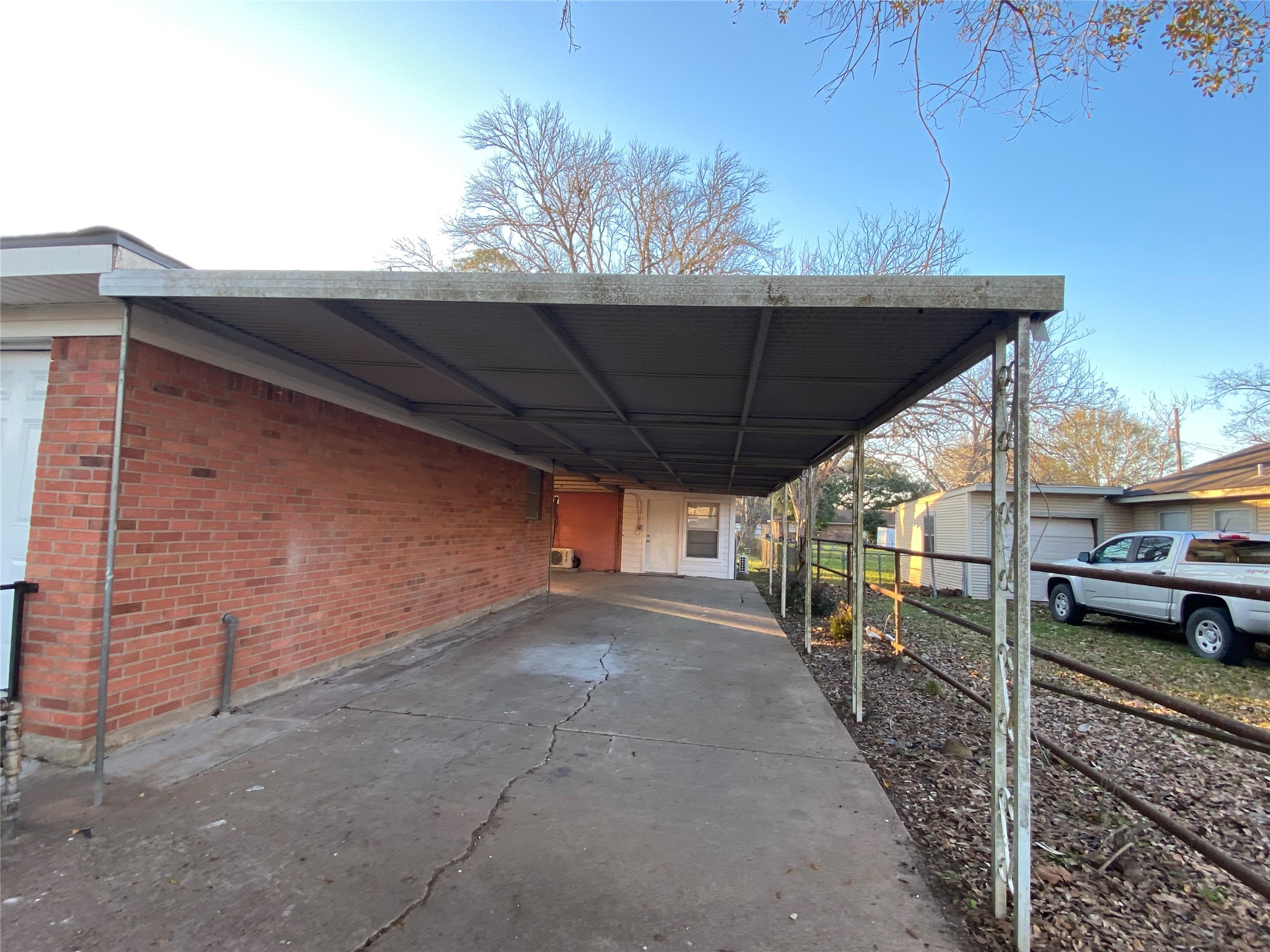 1105 Alice Street Property Photo 3
