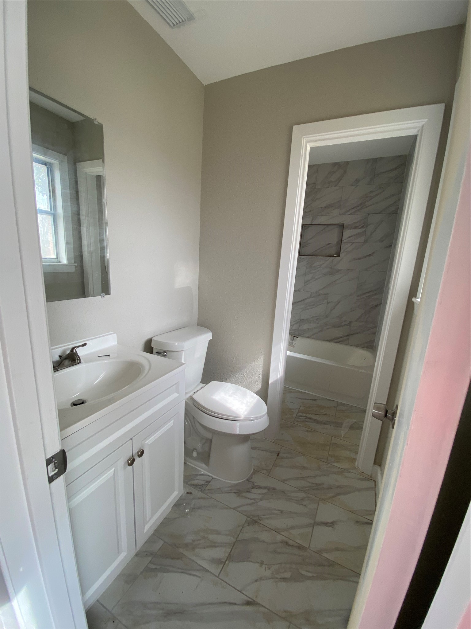 1105 Alice Street Property Photo 13