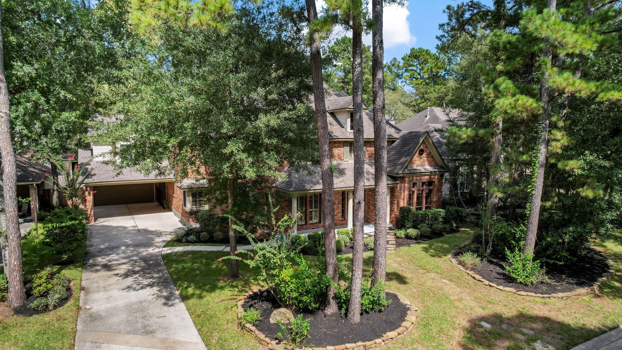 15 Crestone Place, The Woodlands Tx 77381 Property Photo 3