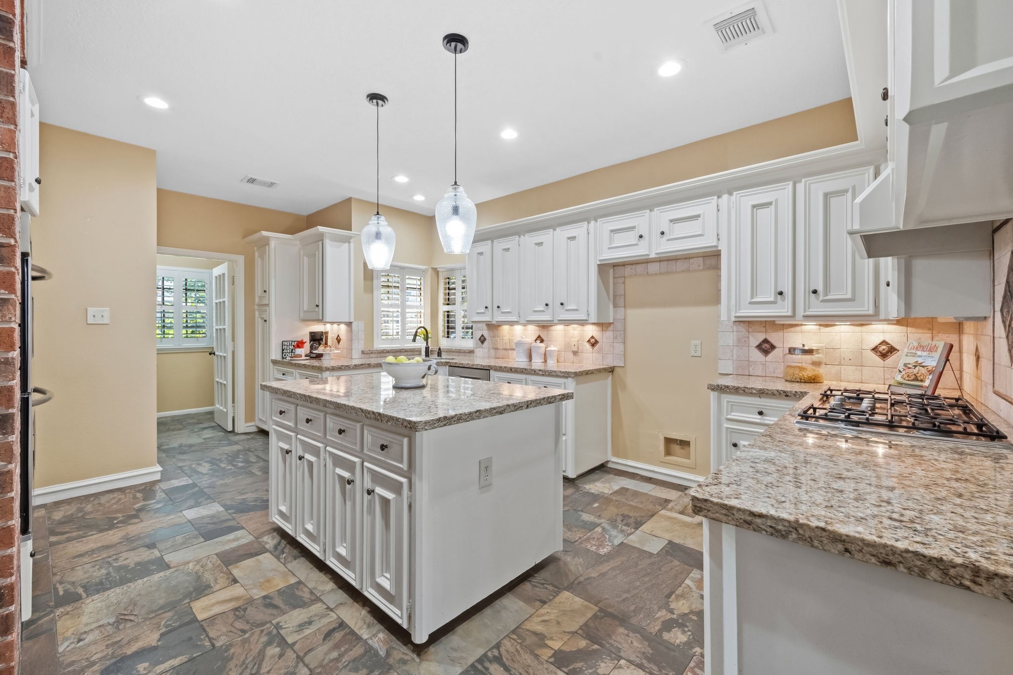 15 Crestone Place Property Photo 14