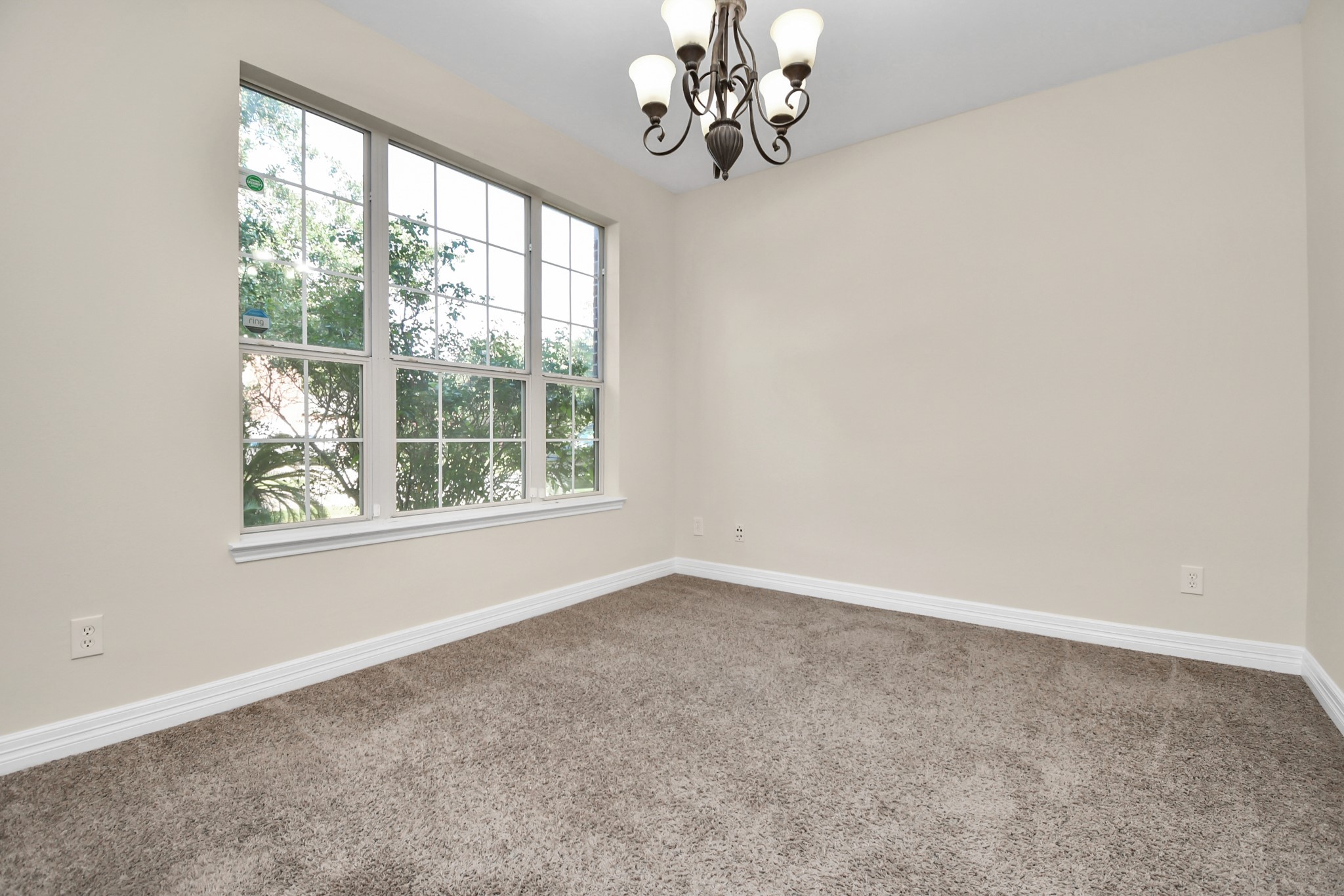 7823 Hollow Bluff Lane Property Photo 9