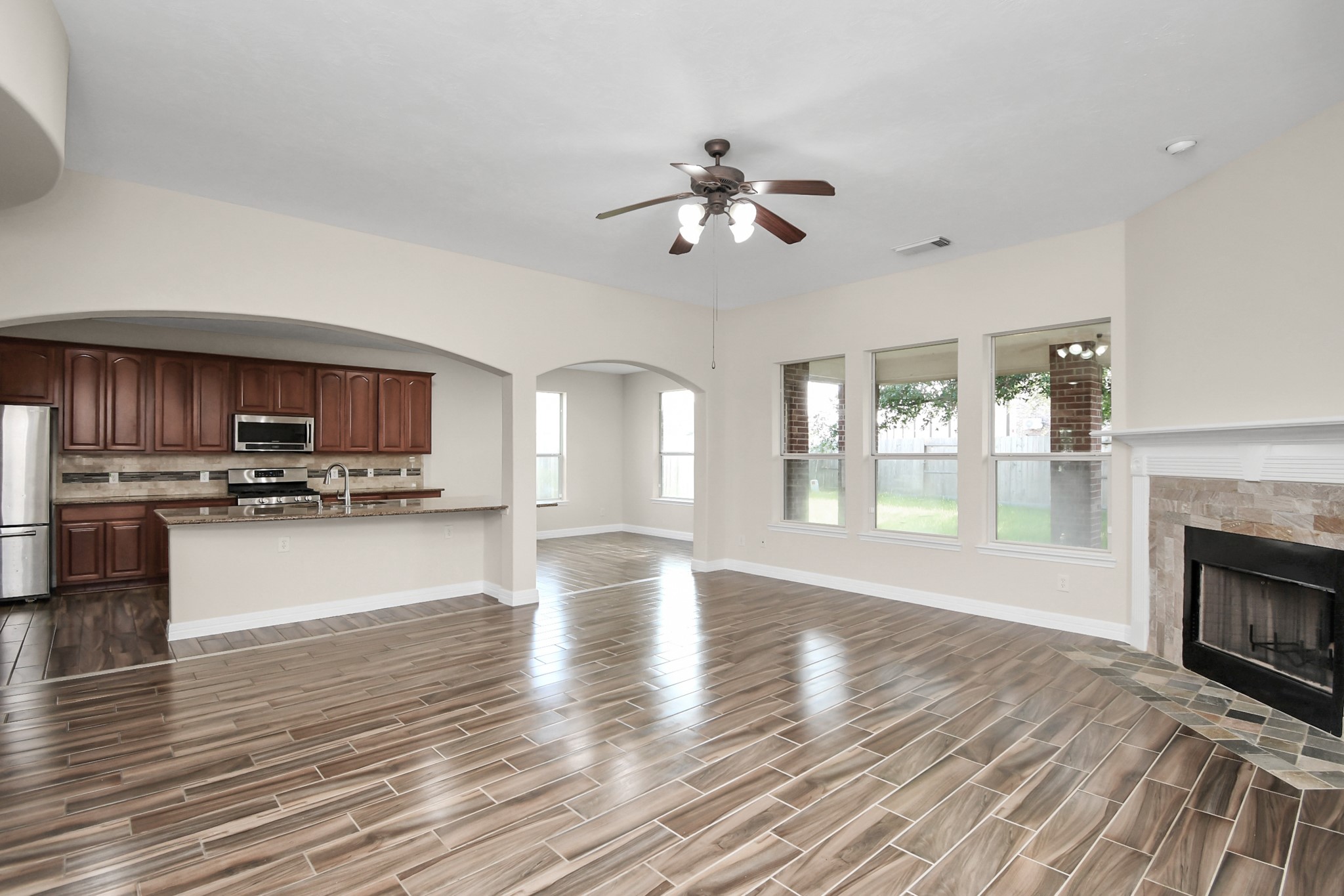 7823 Hollow Bluff Lane Property Photo 16