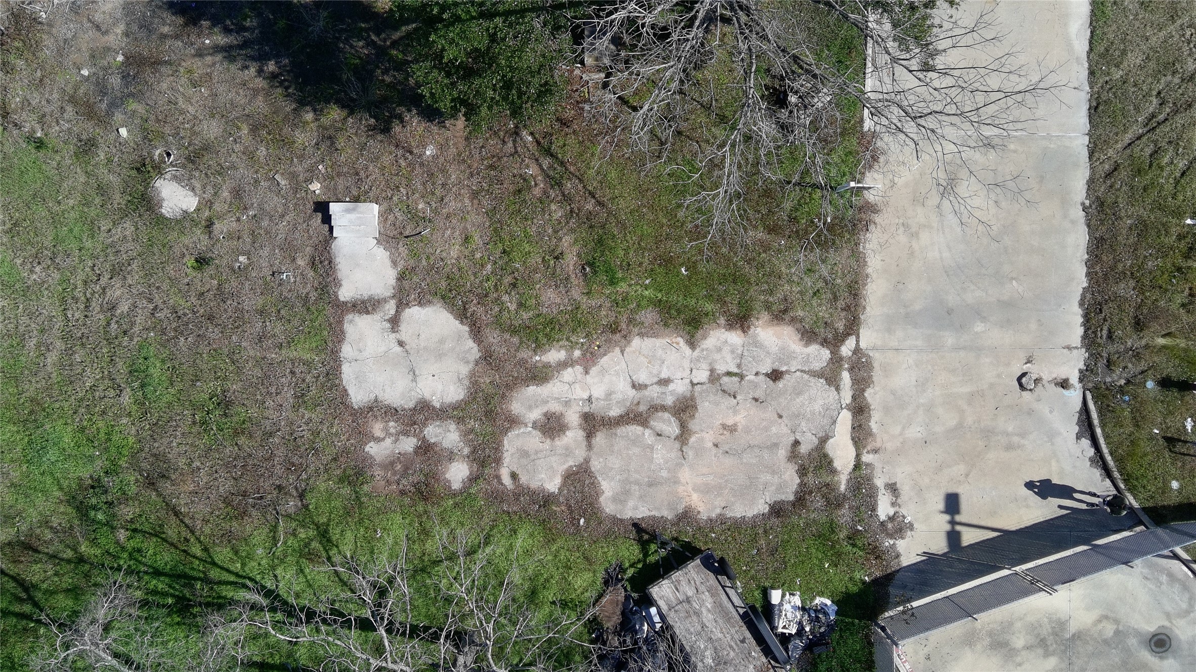 509 Solomon Property Photo 7