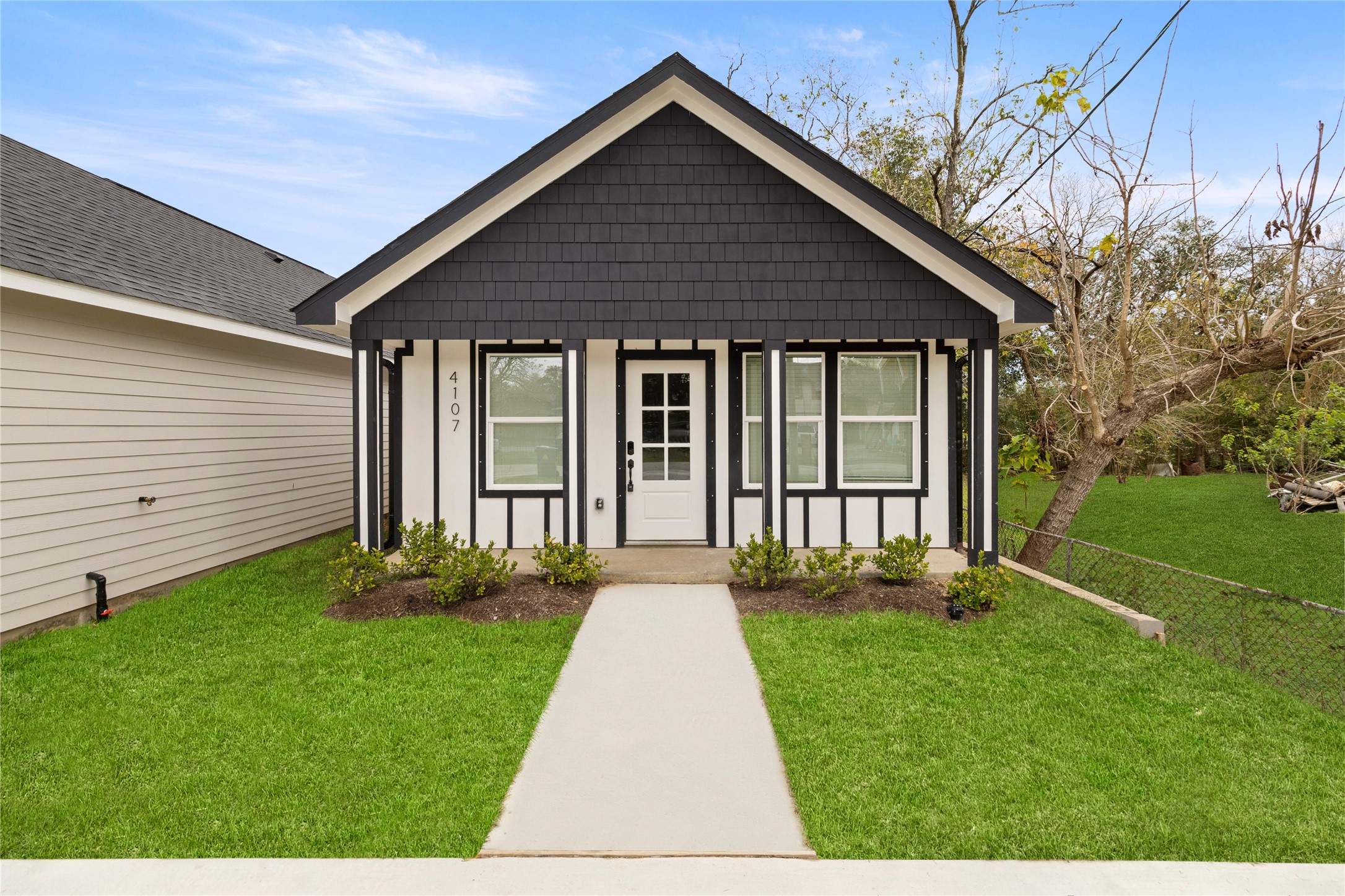 4107 Coon Street Property Photo