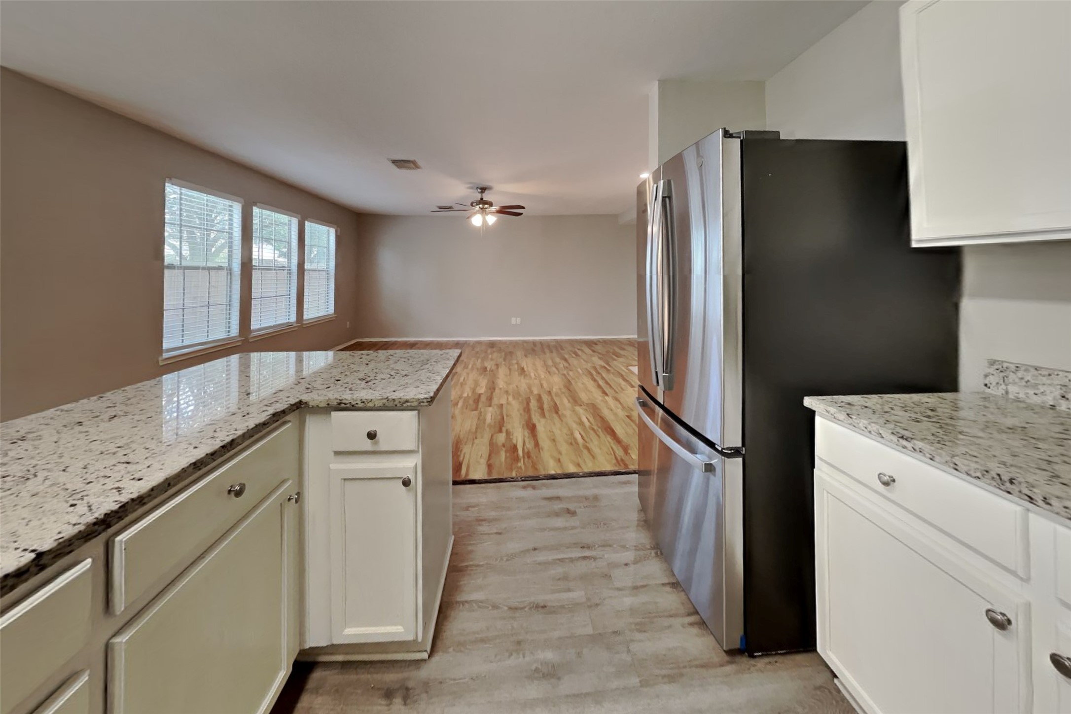 21210 Bridgemeadows Lane Property Photo 6