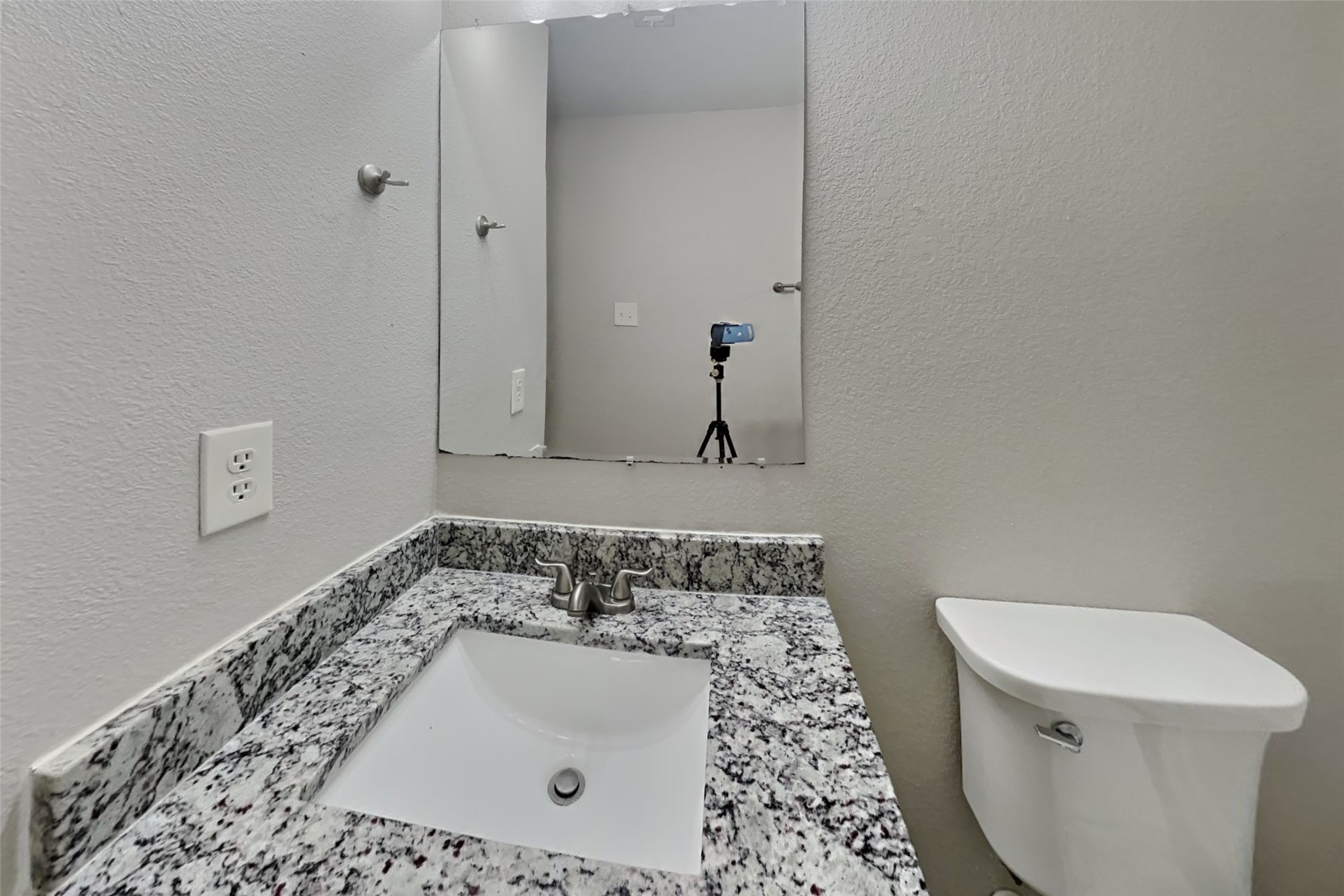 21210 Bridgemeadows Lane Property Photo 17