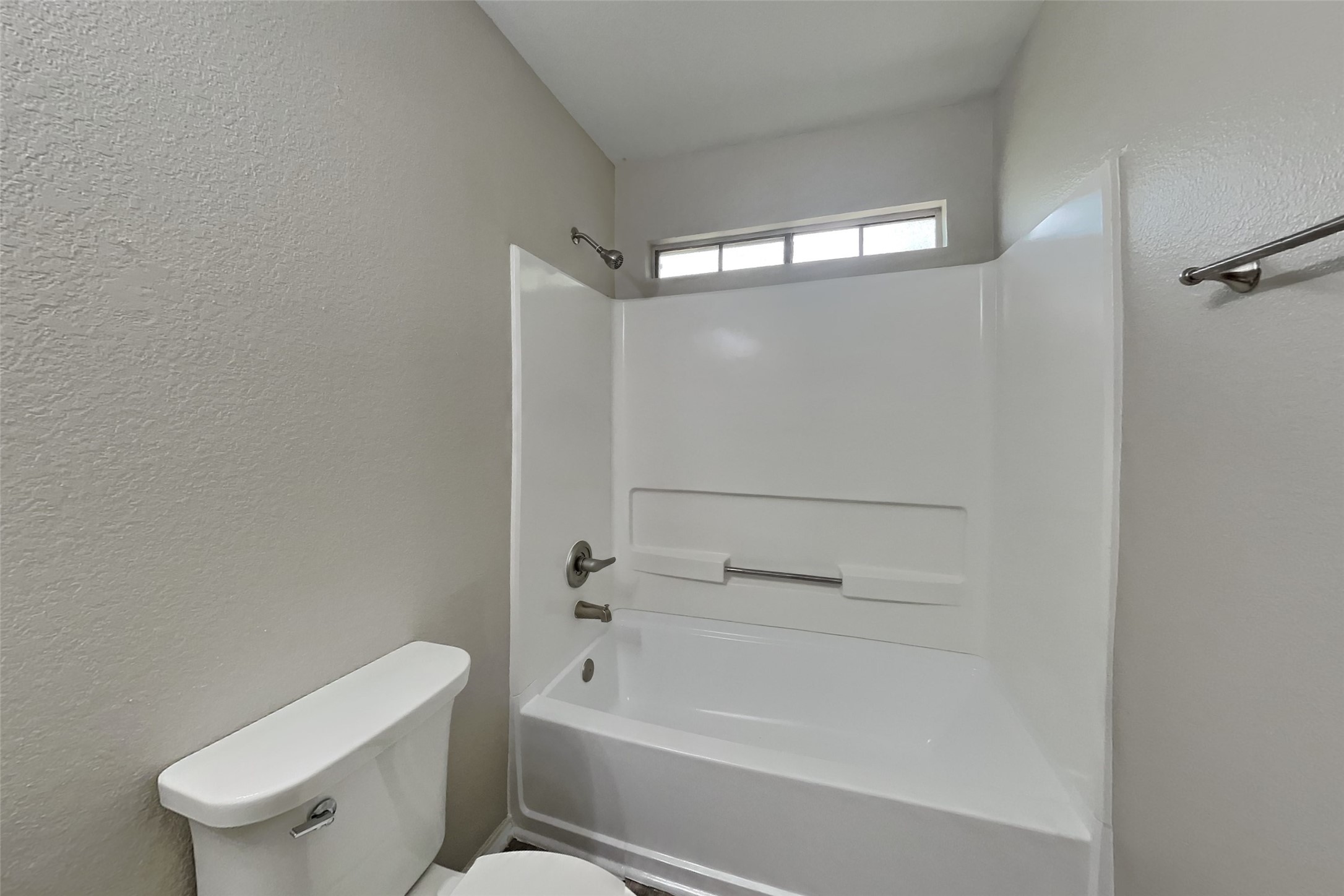 21210 Bridgemeadows Lane Property Photo 18