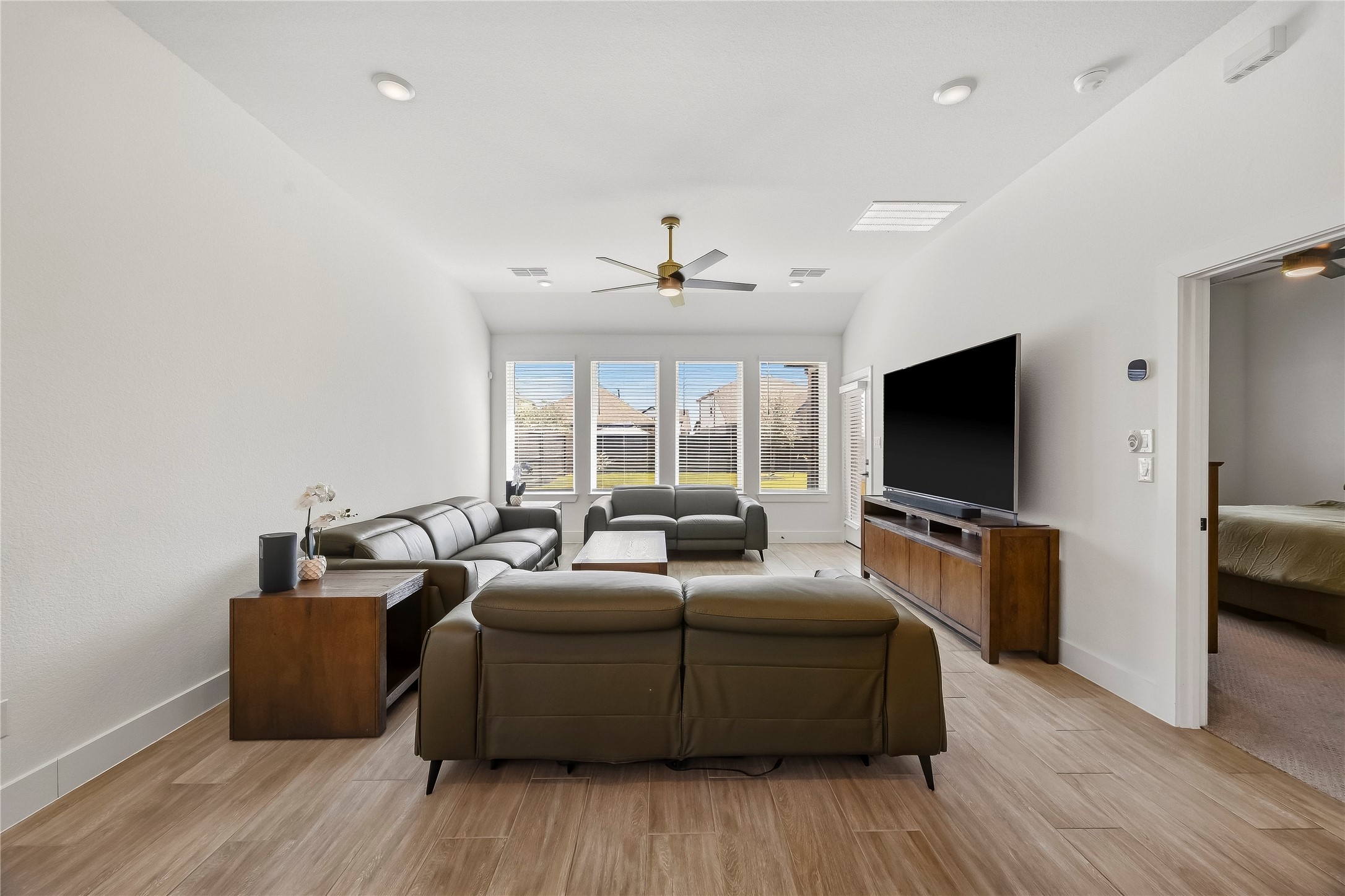 10223 Van Gogh Court Property Photo 13