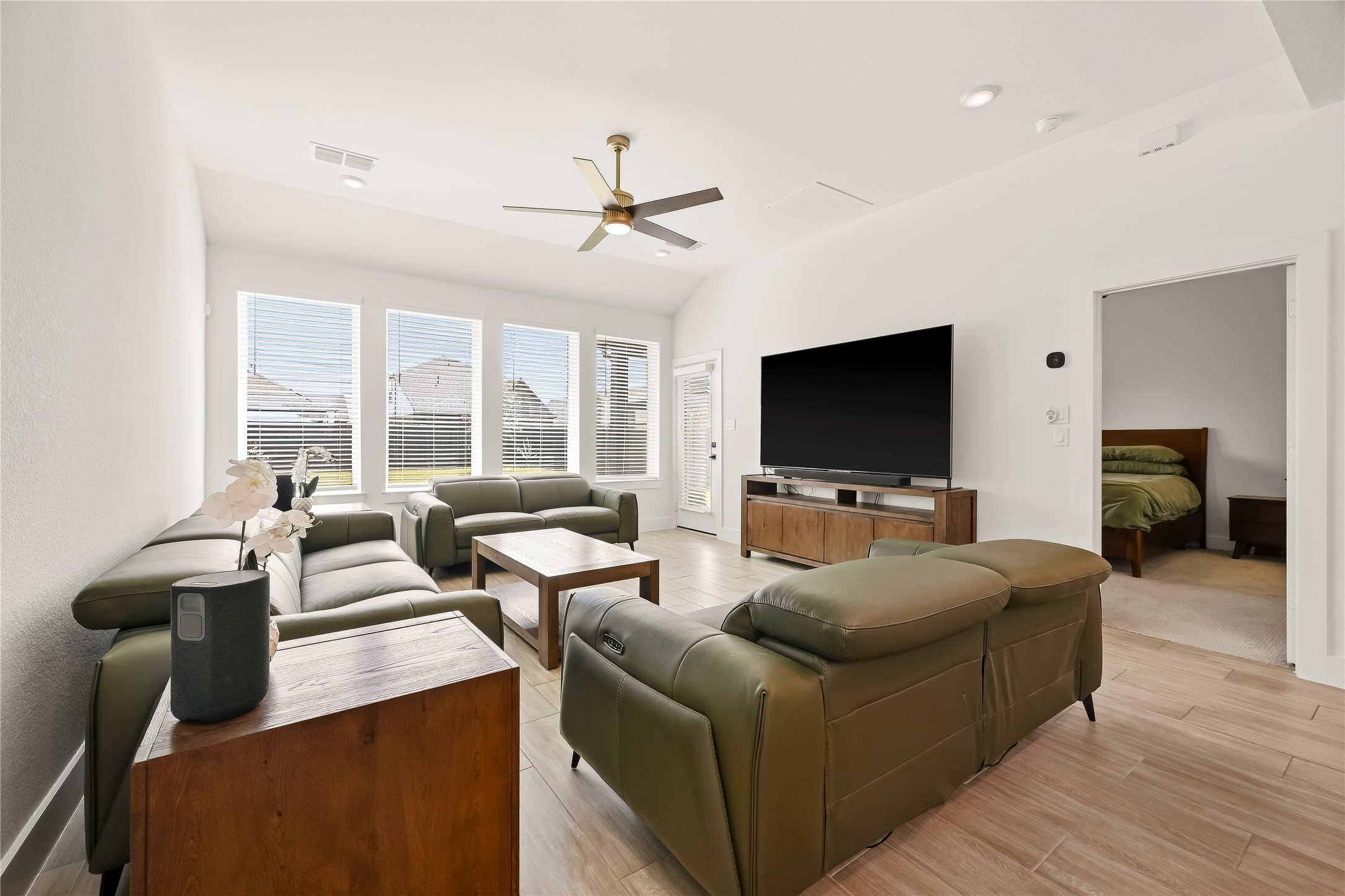 10223 Van Gogh Court Property Photo 14