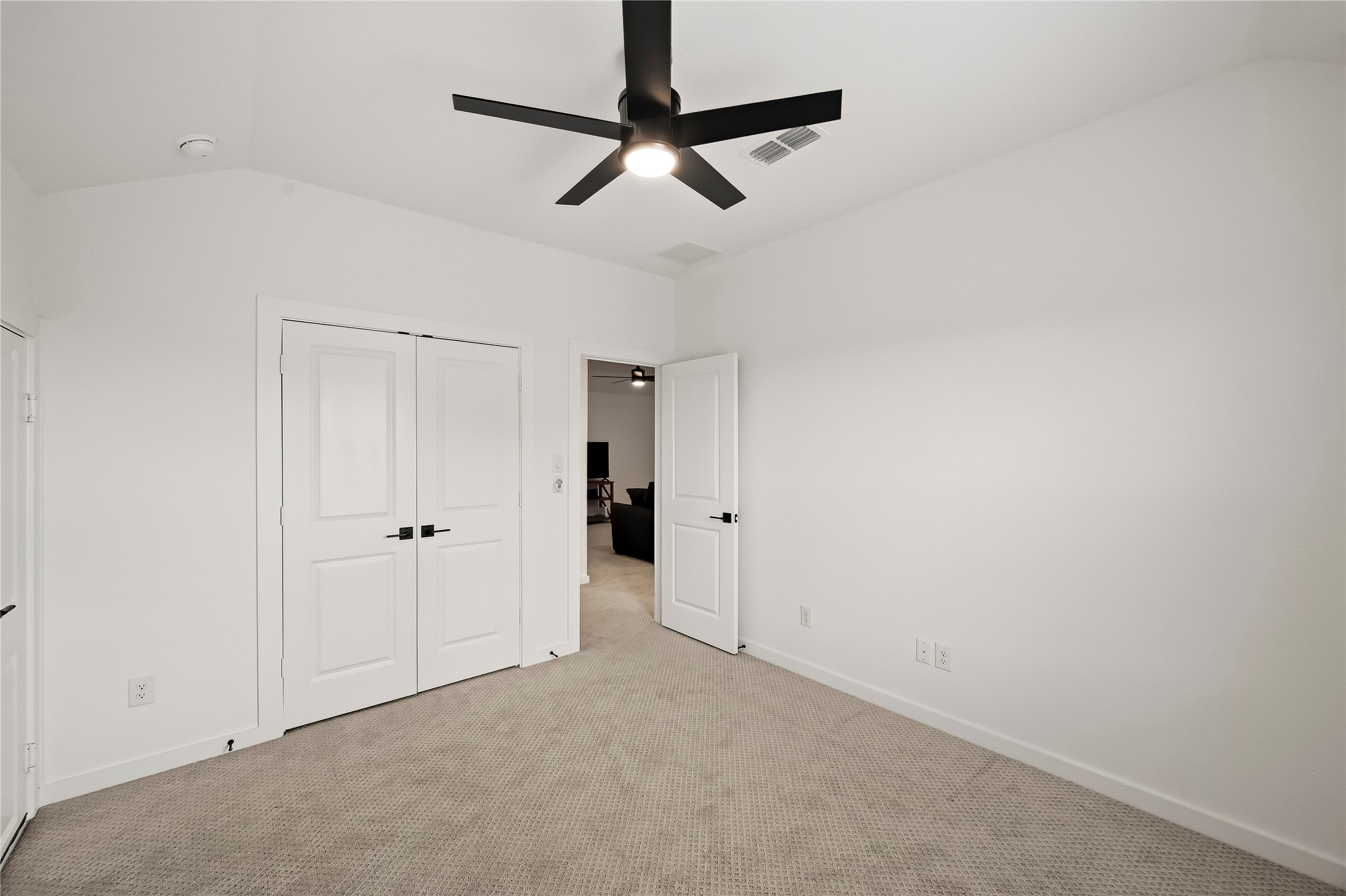 10223 Van Gogh Court Property Photo 32