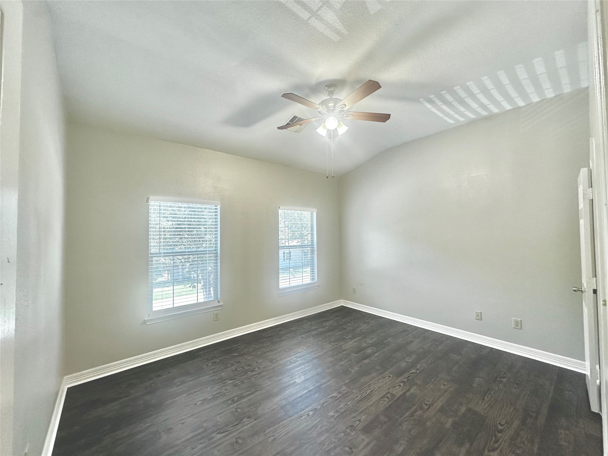 59 Woodland Hills Drive B Property Photo 11