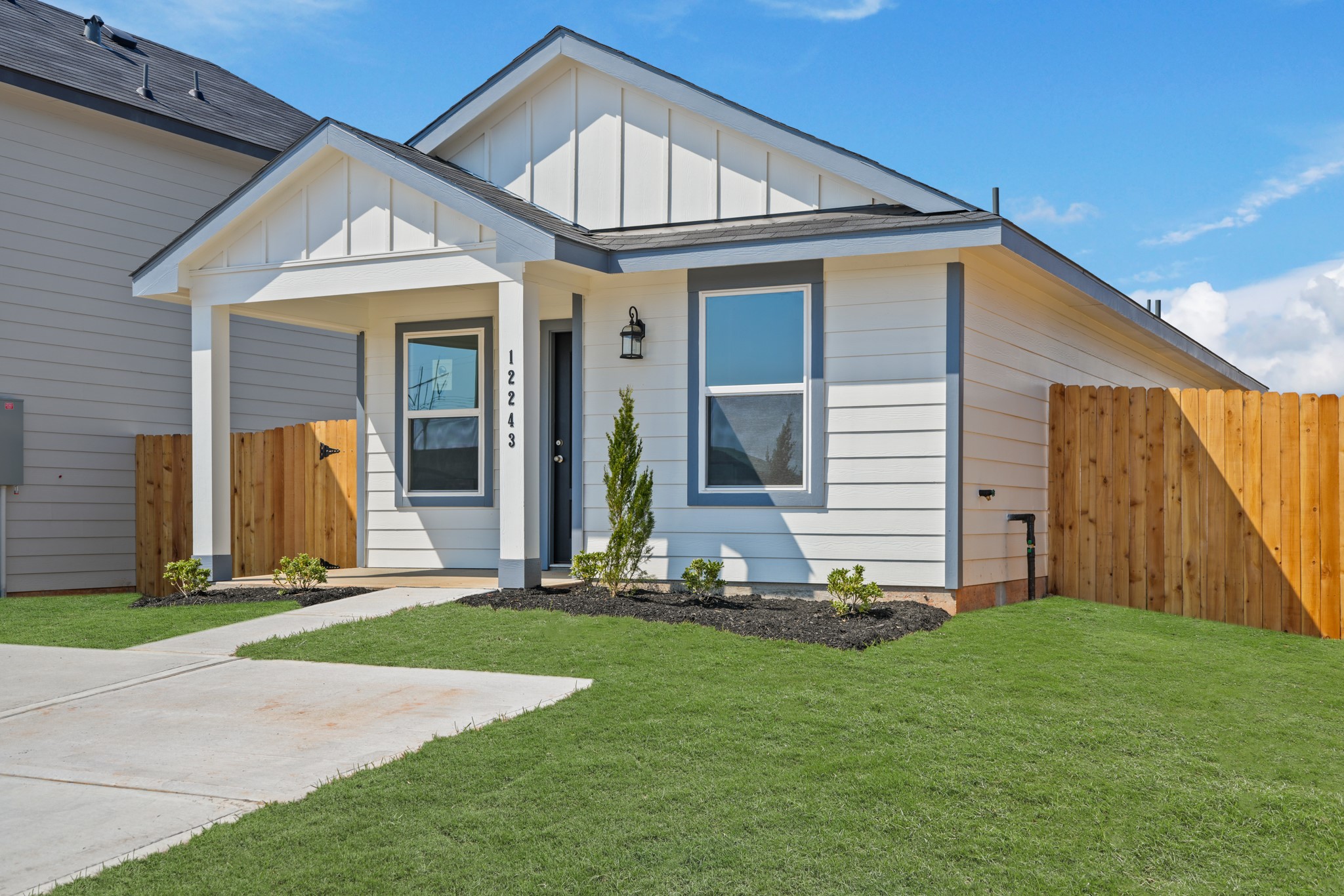 12243 Shield Crest Court Property Photo 1