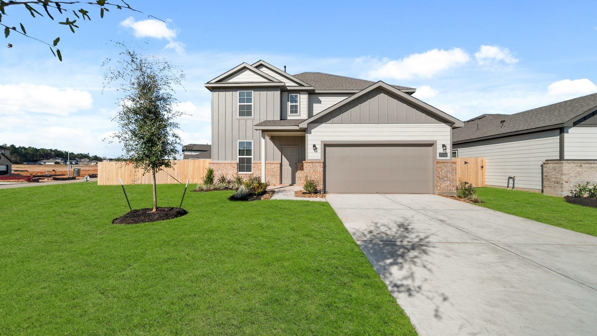 25192 Leather Leaf Court Property Photo 1