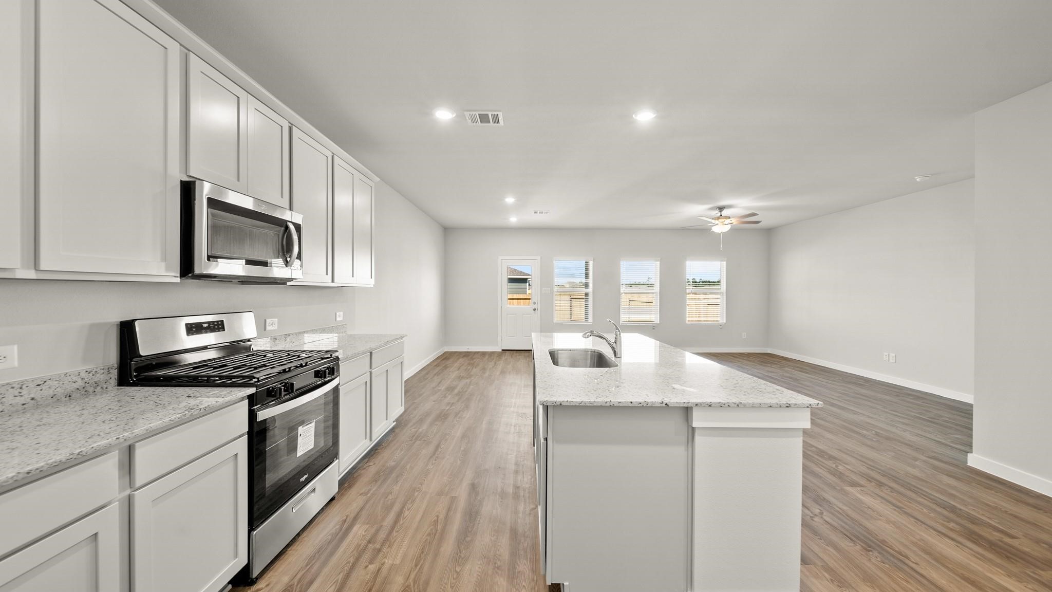 25192 Leather Leaf Court Property Photo 6