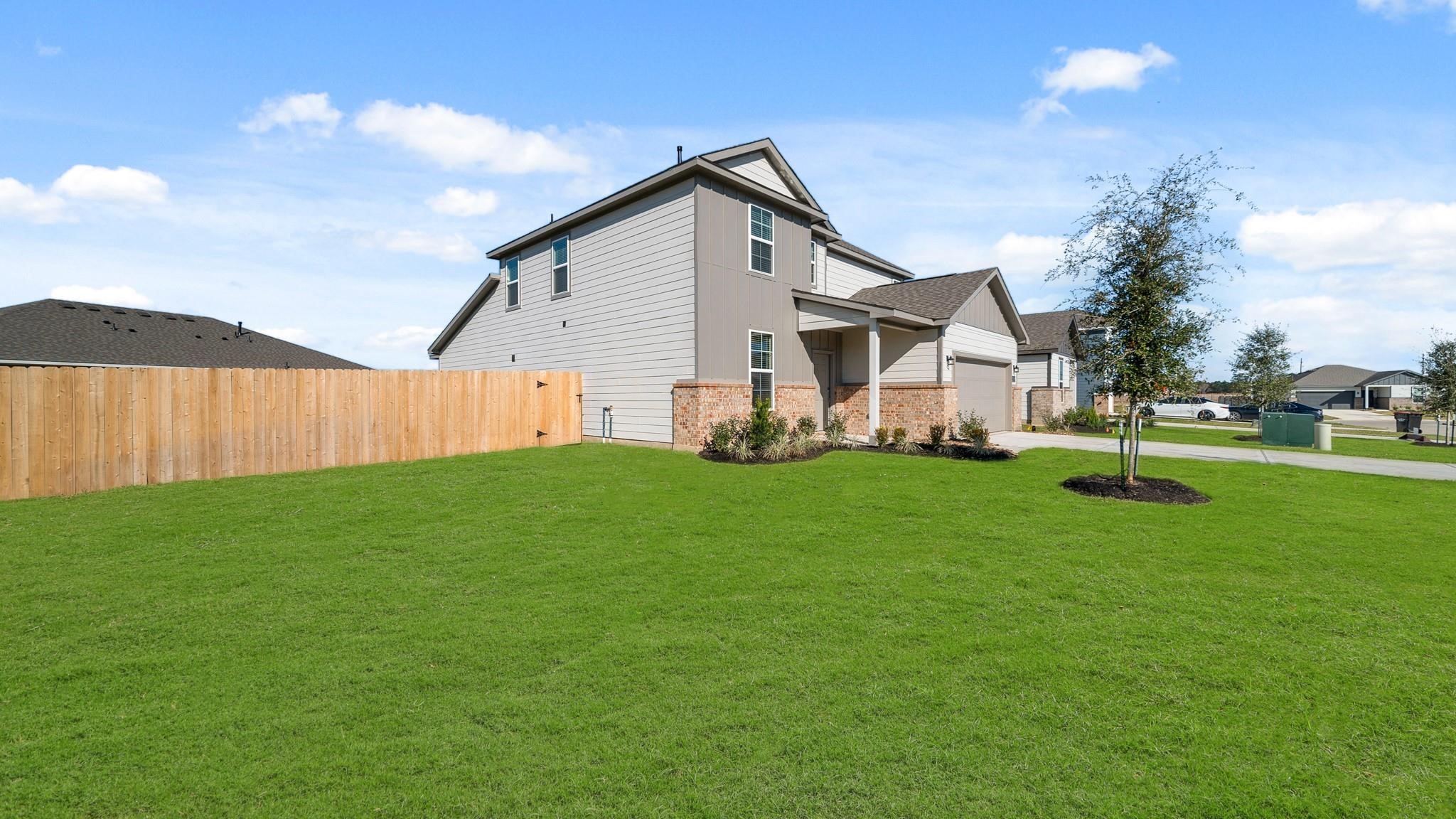 25192 Leather Leaf Court Property Photo 22
