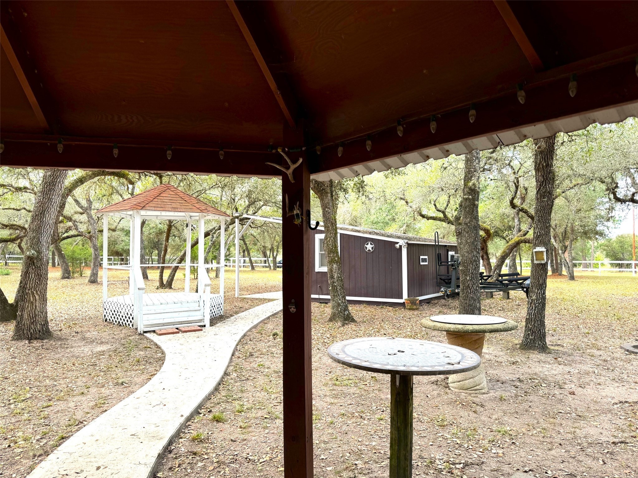 302 Bluebonnet Bend Property Photo 35
